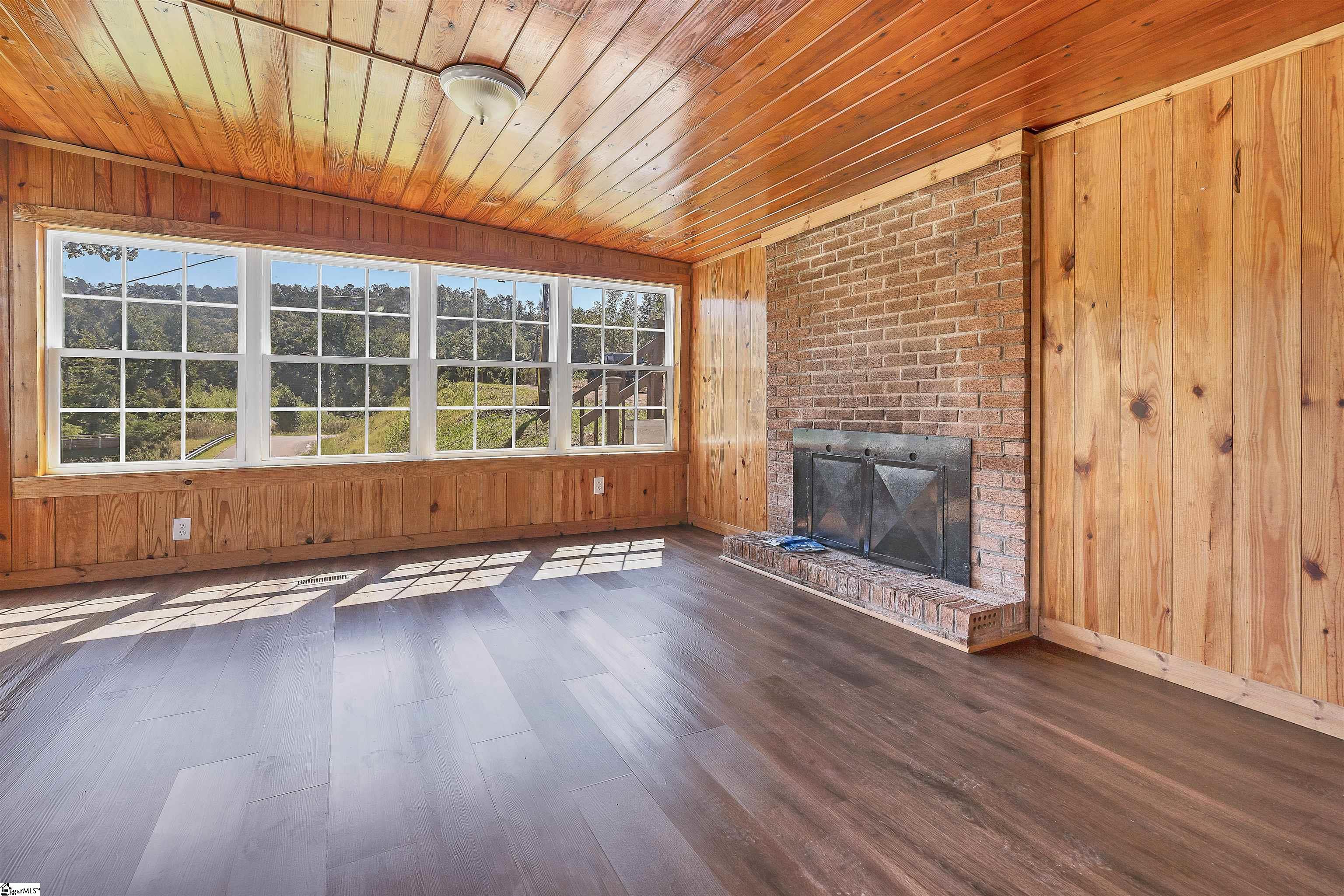 313 Laurel And Hardy Lake Road