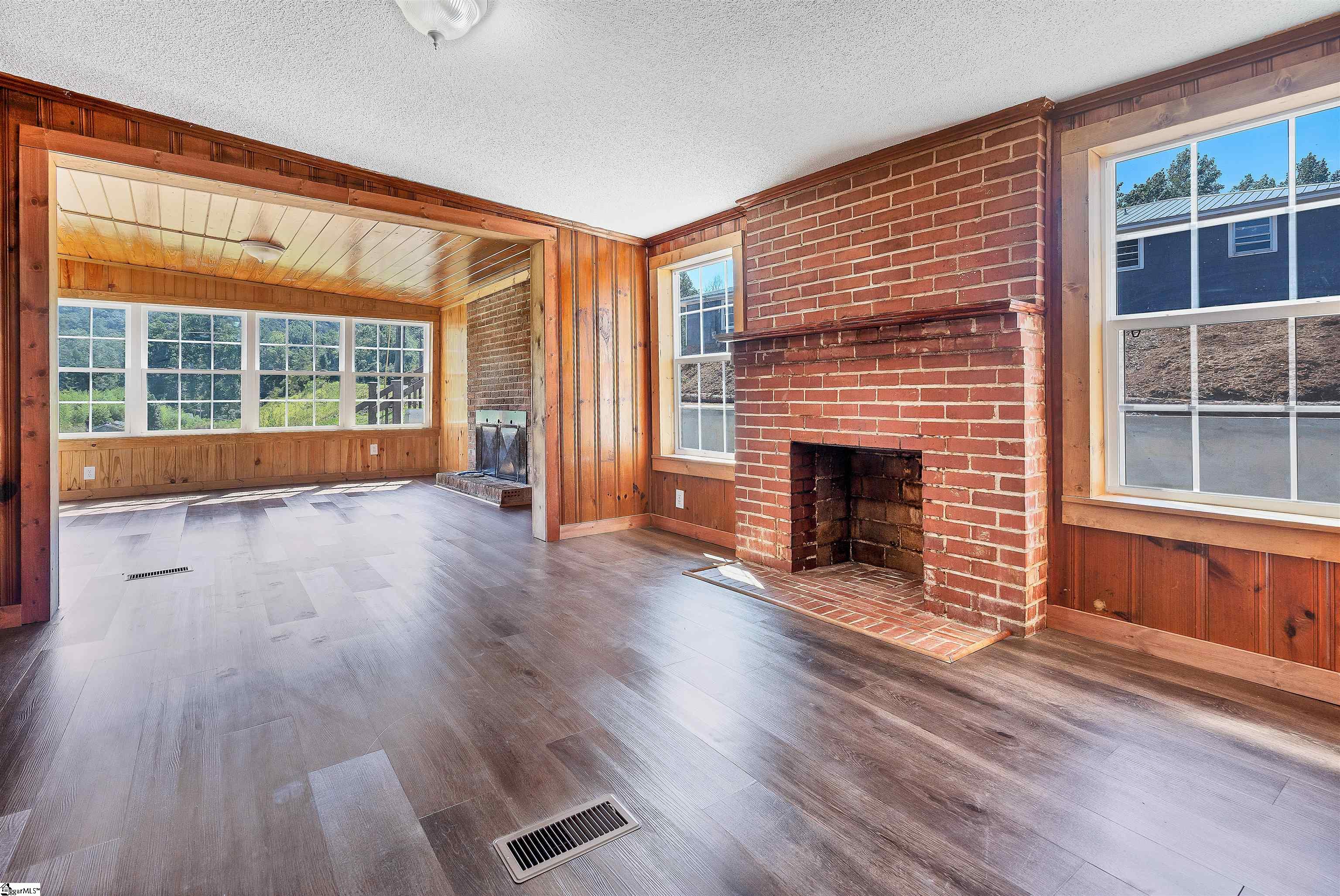 313 Laurel And Hardy Lake Road