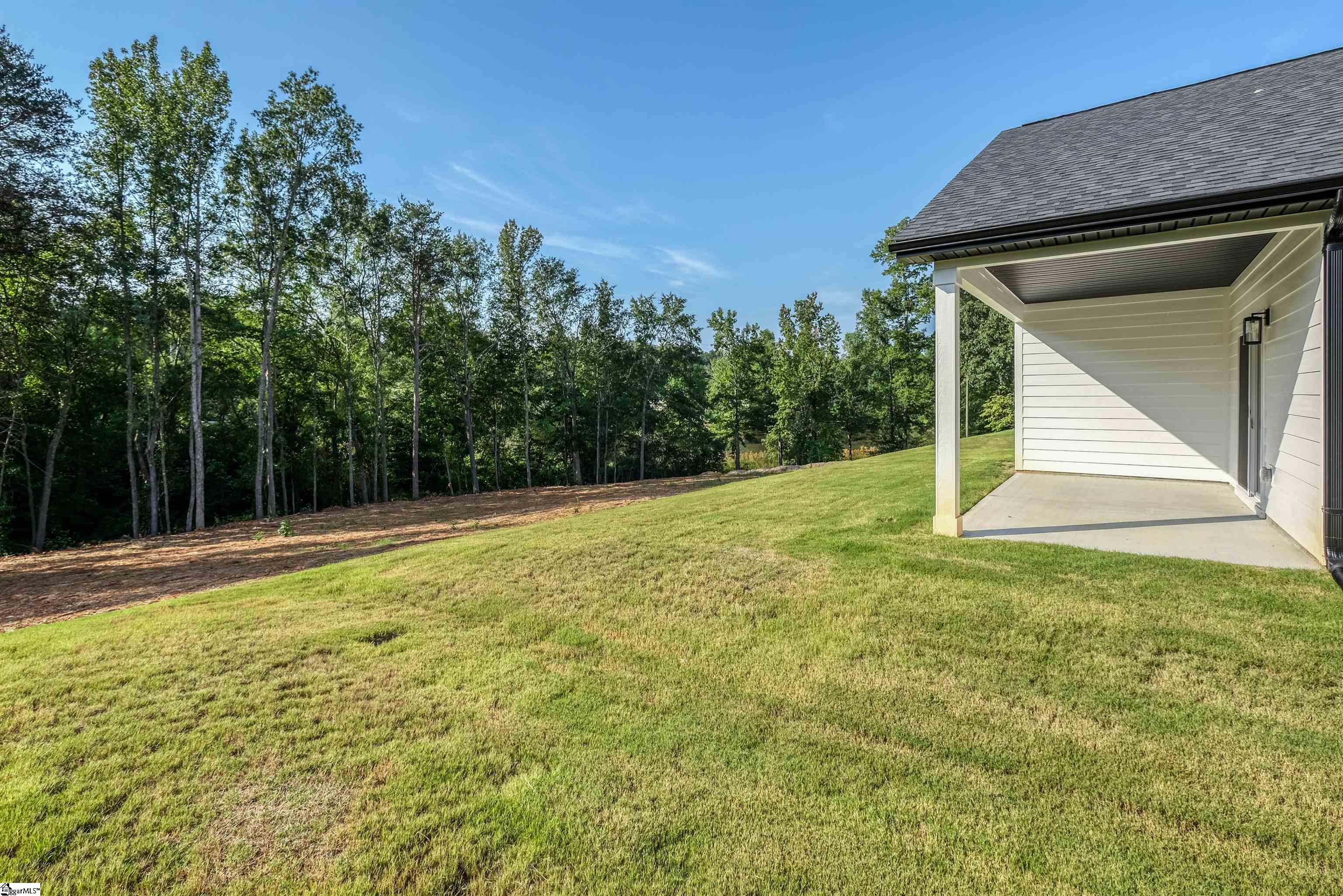 33 Lakeside Drive