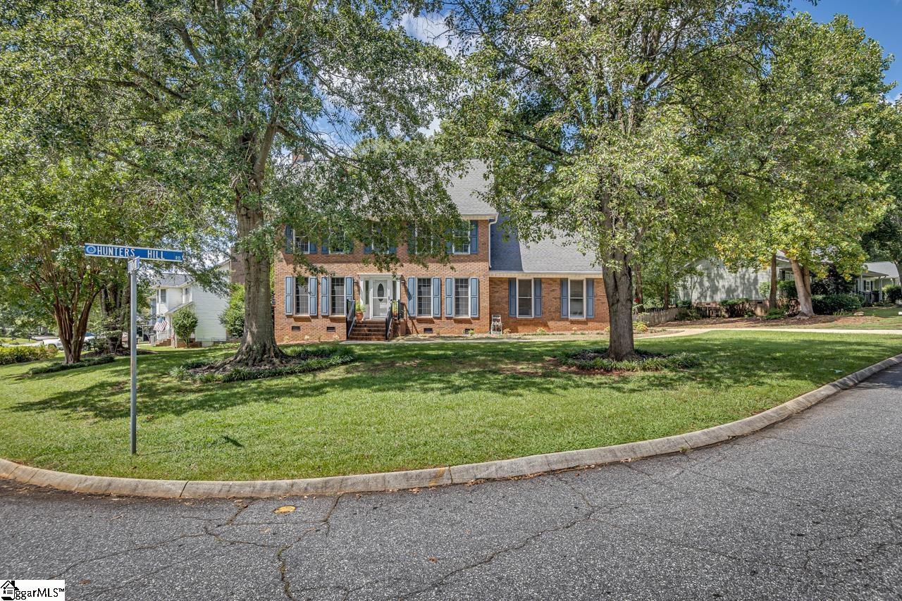 801 Hunters Hill Road