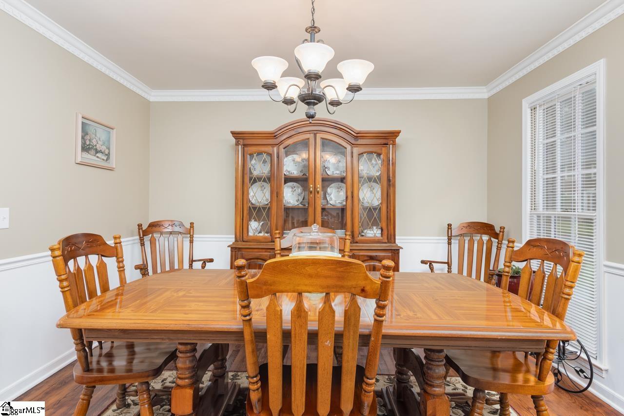 801 Hunters Hill Road