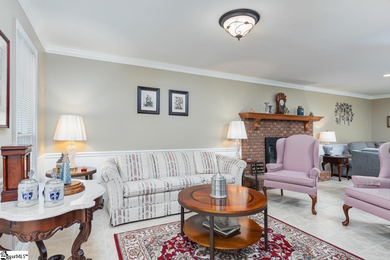 801 Hunters Hill Road