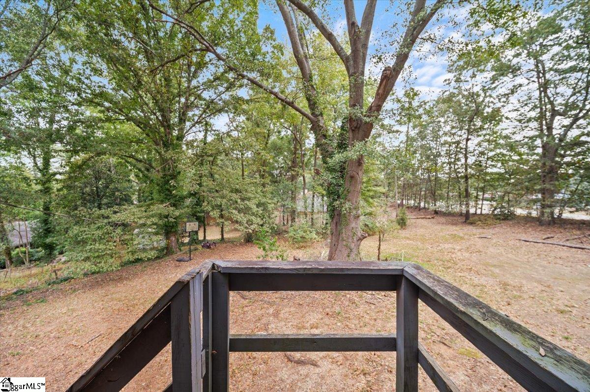 112 Woodmont Circle