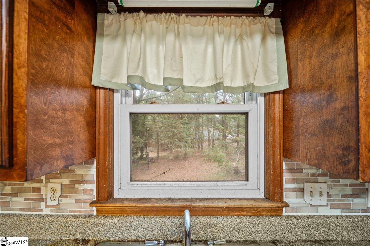 112 Woodmont Circle