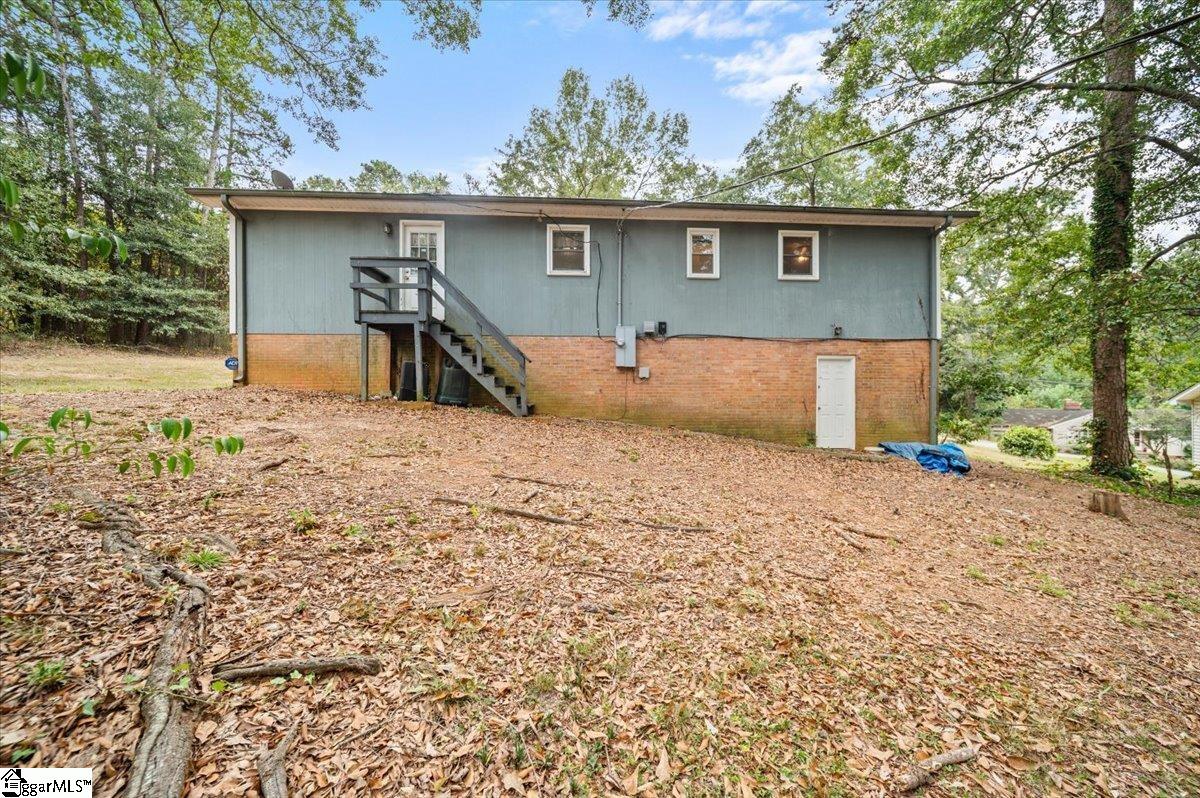 112 Woodmont Circle
