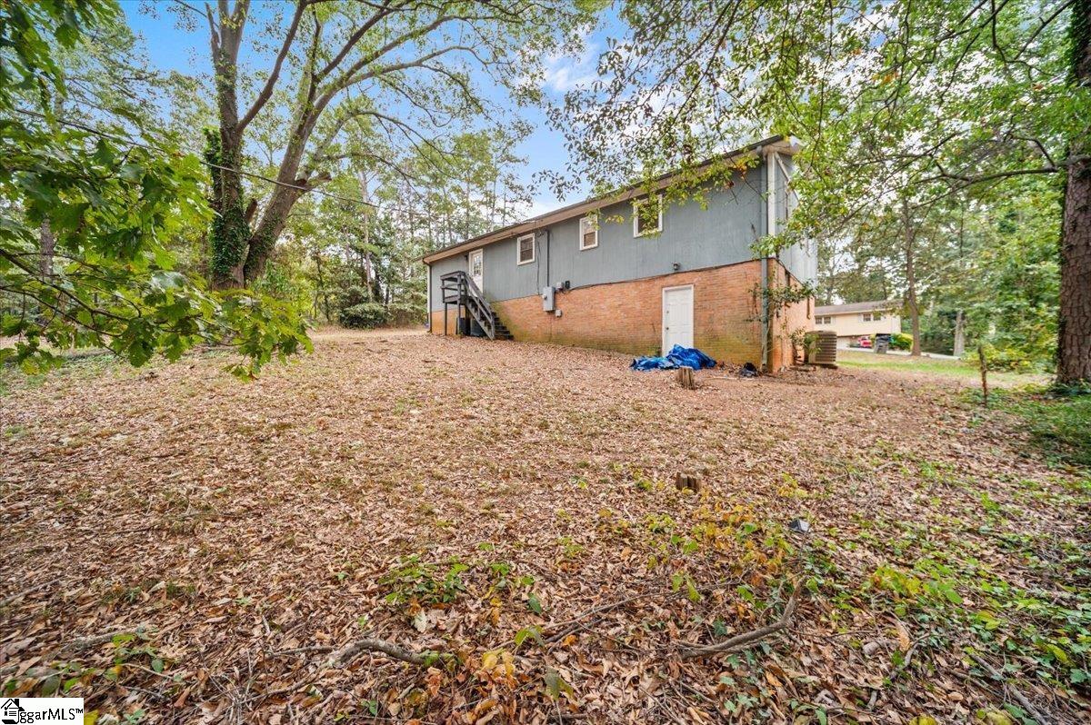112 Woodmont Circle
