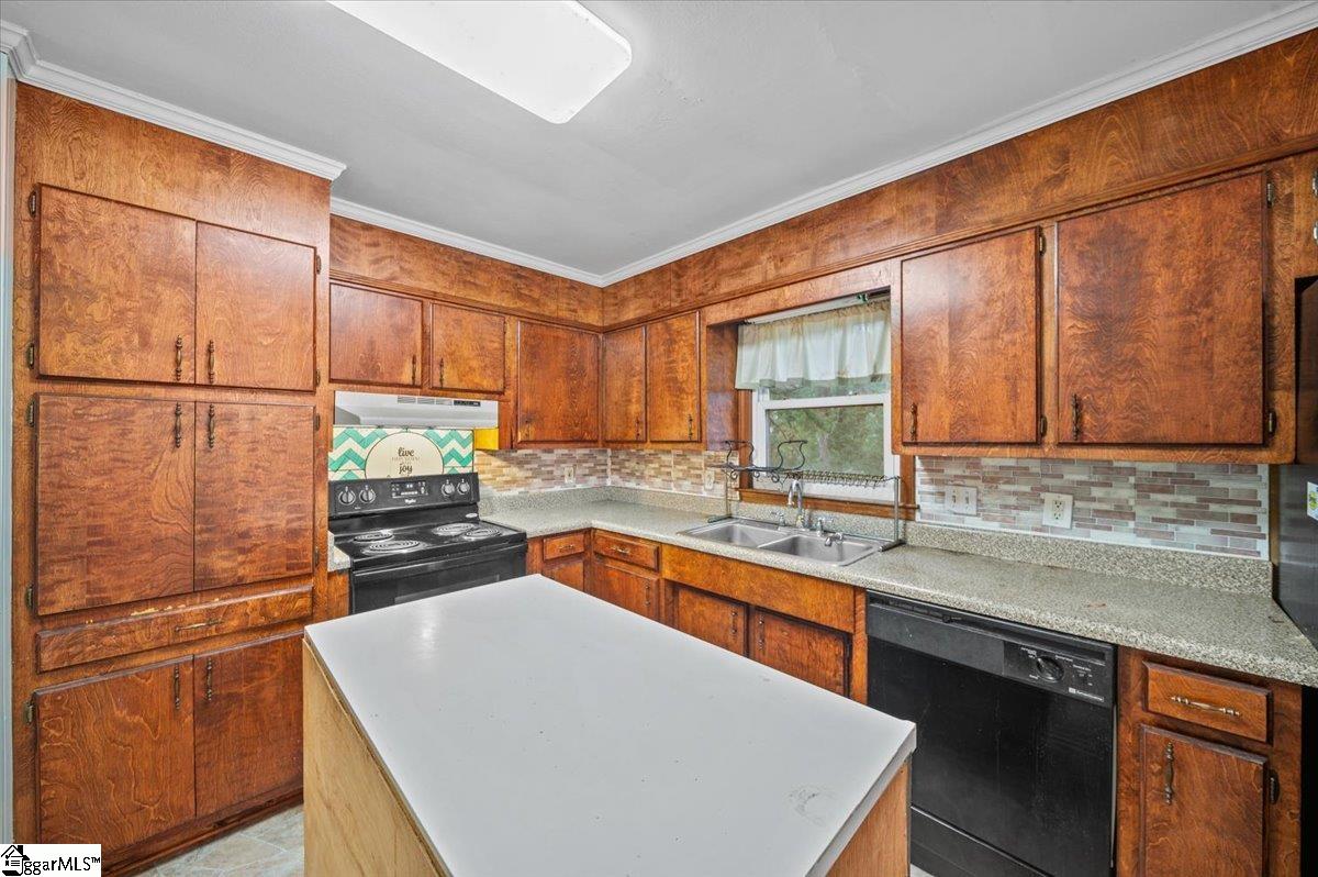 112 Woodmont Circle