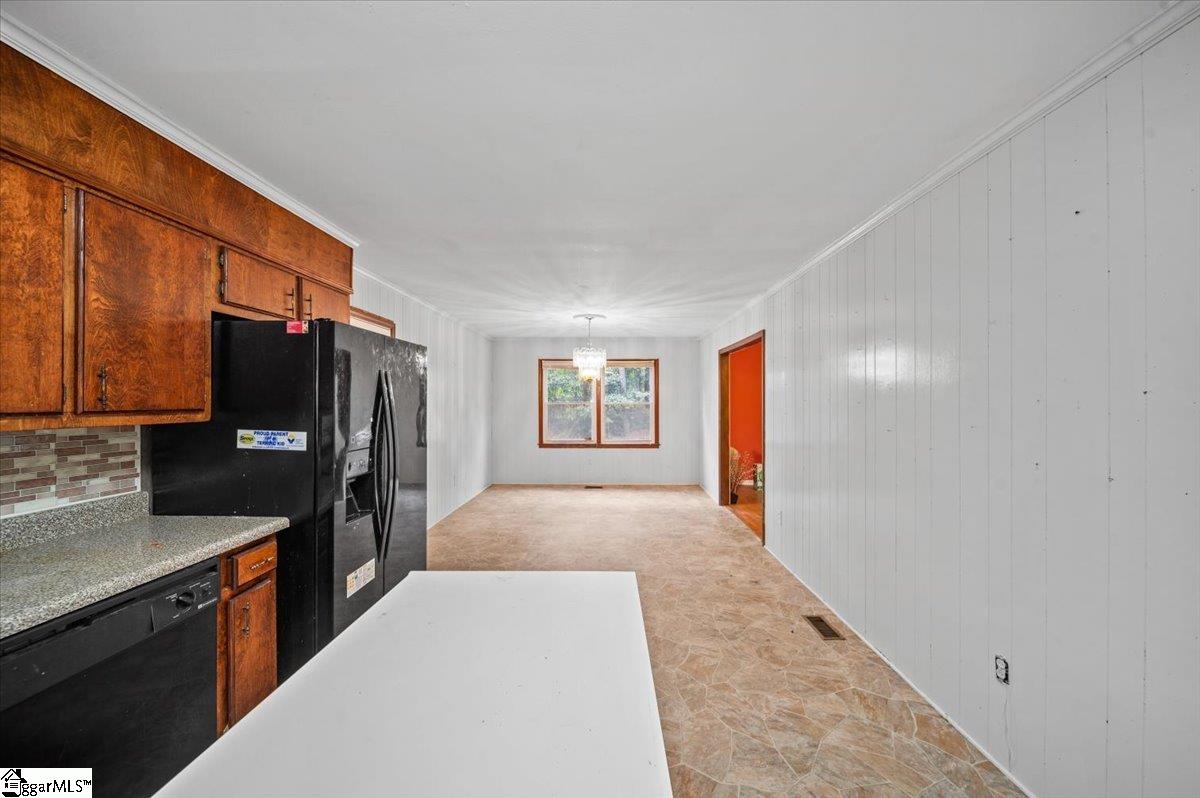 112 Woodmont Circle