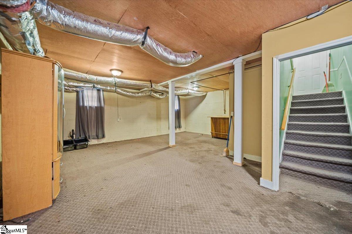 112 Woodmont Circle