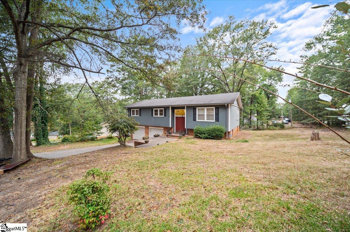 112 Woodmont Circle