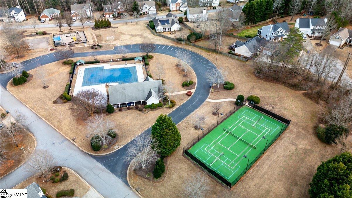 8 Palisades Way