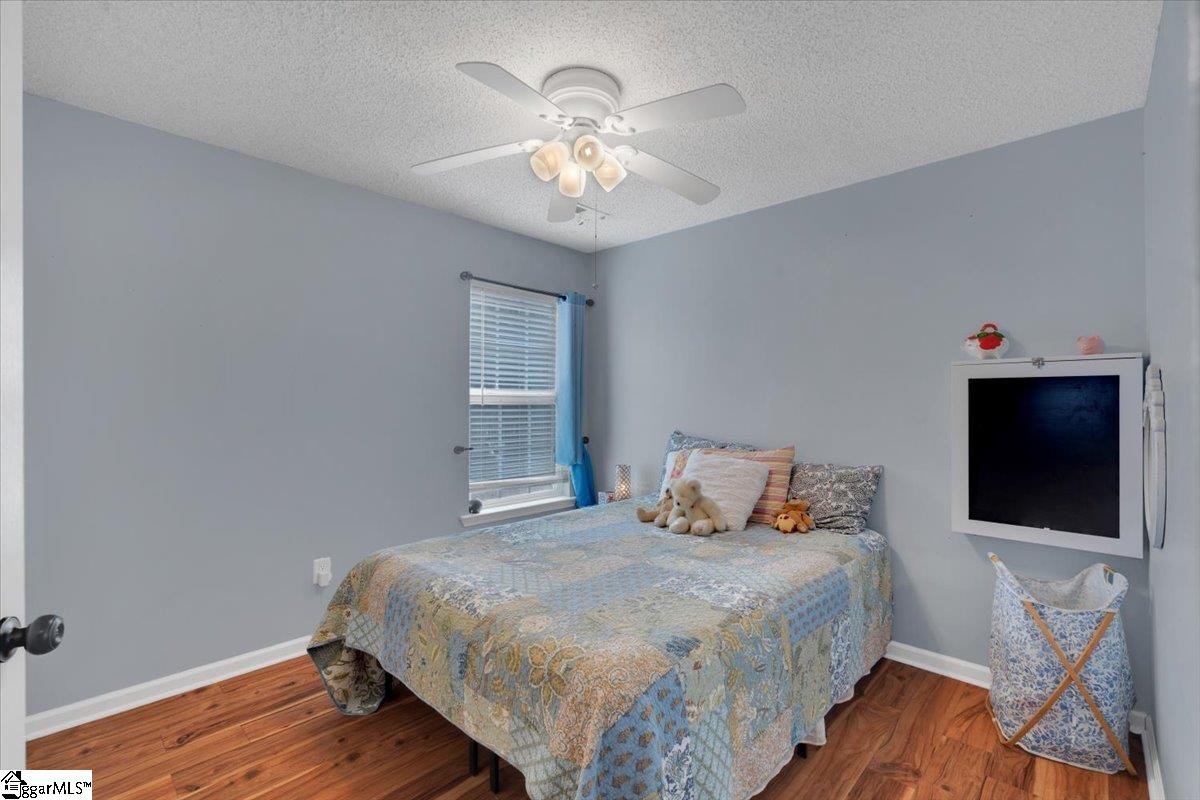 8 Palisades Way