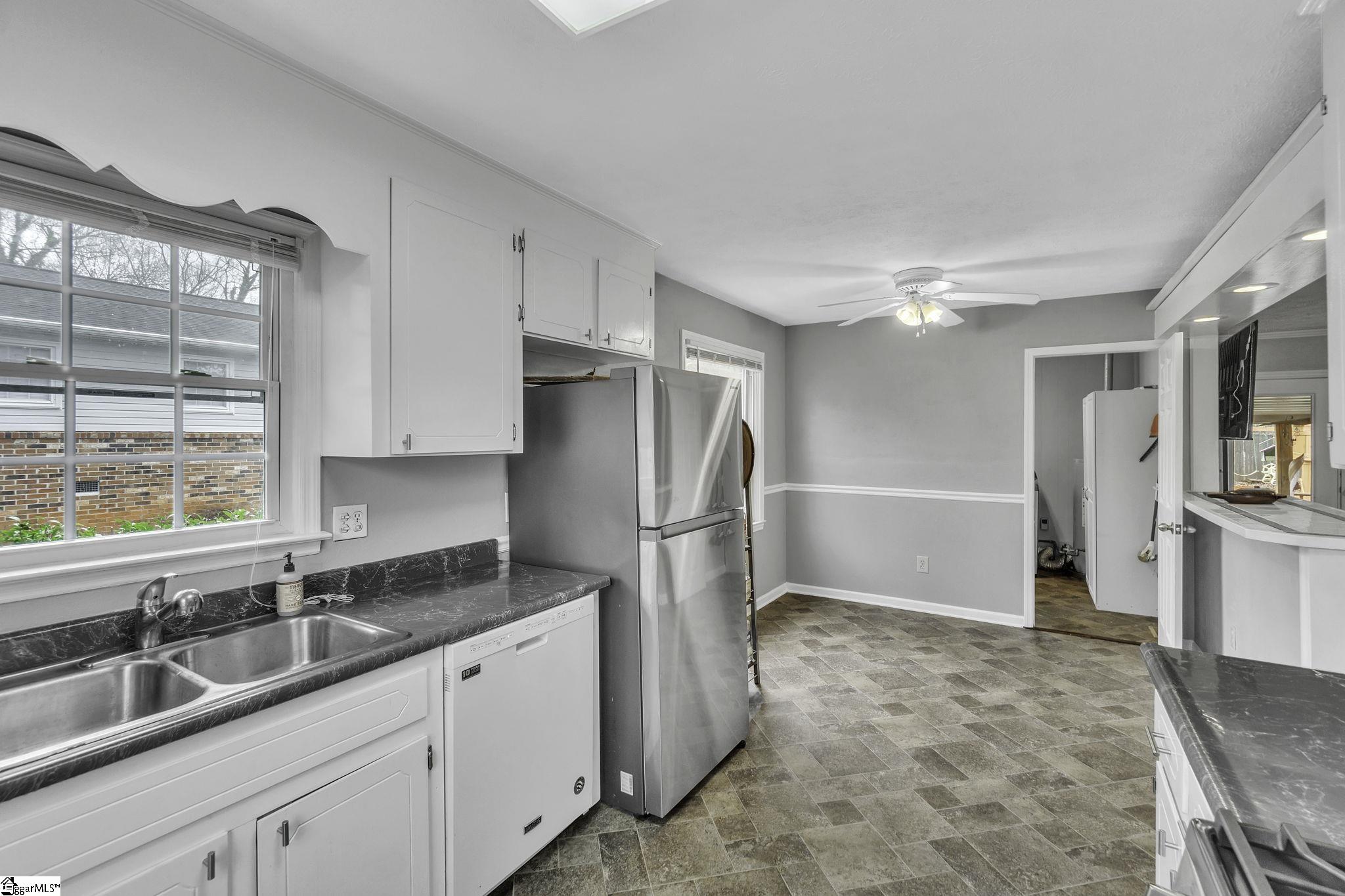 16 Berea Forest Circle