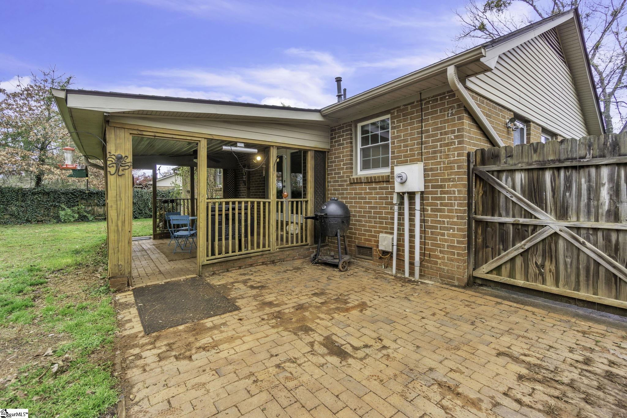 16 Berea Forest Circle