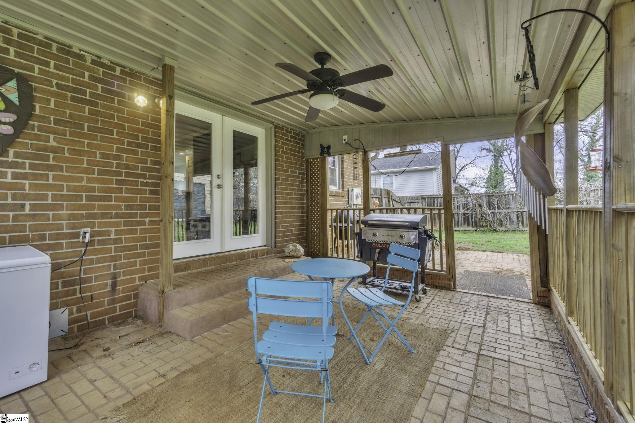 16 Berea Forest Circle