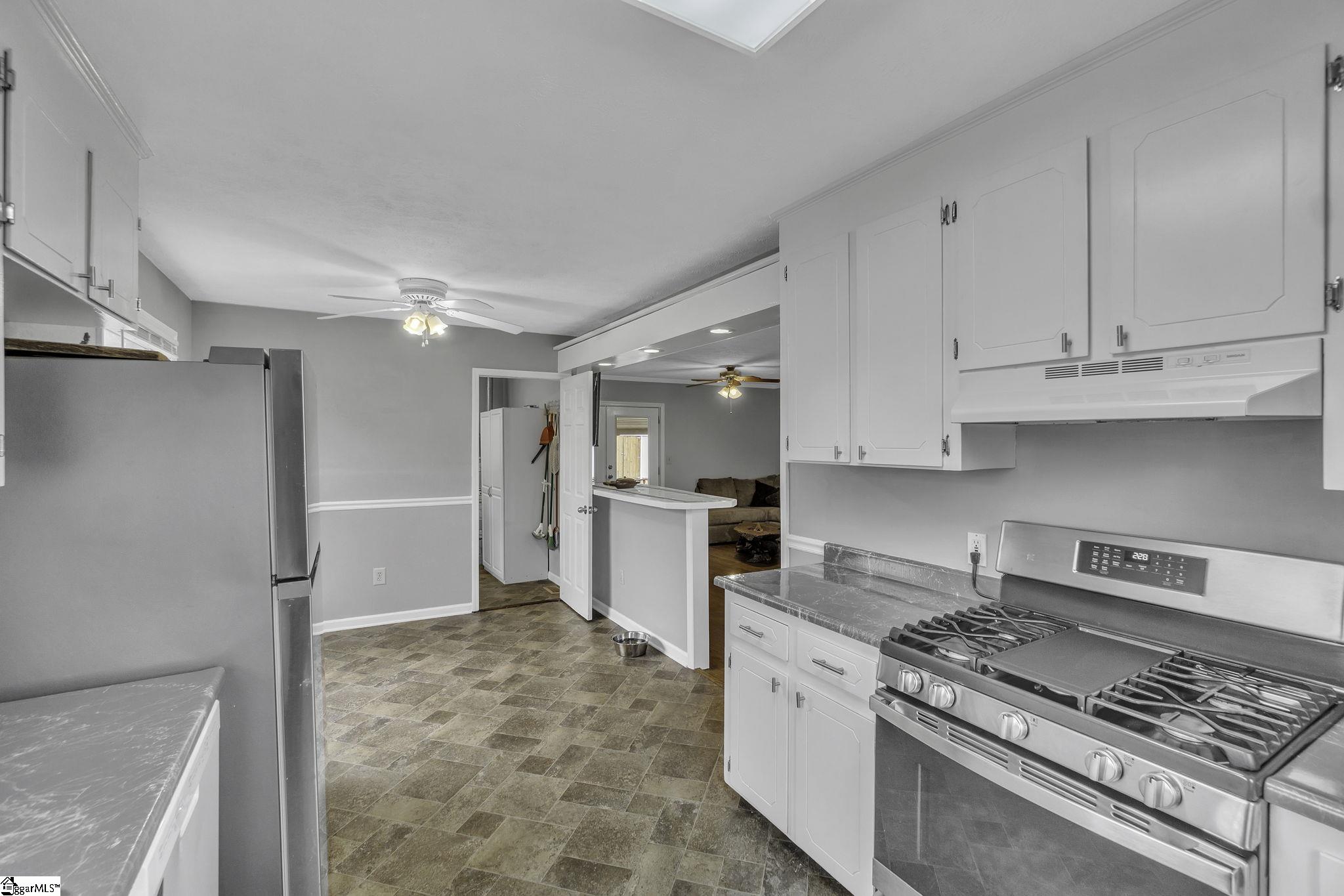 16 Berea Forest Circle