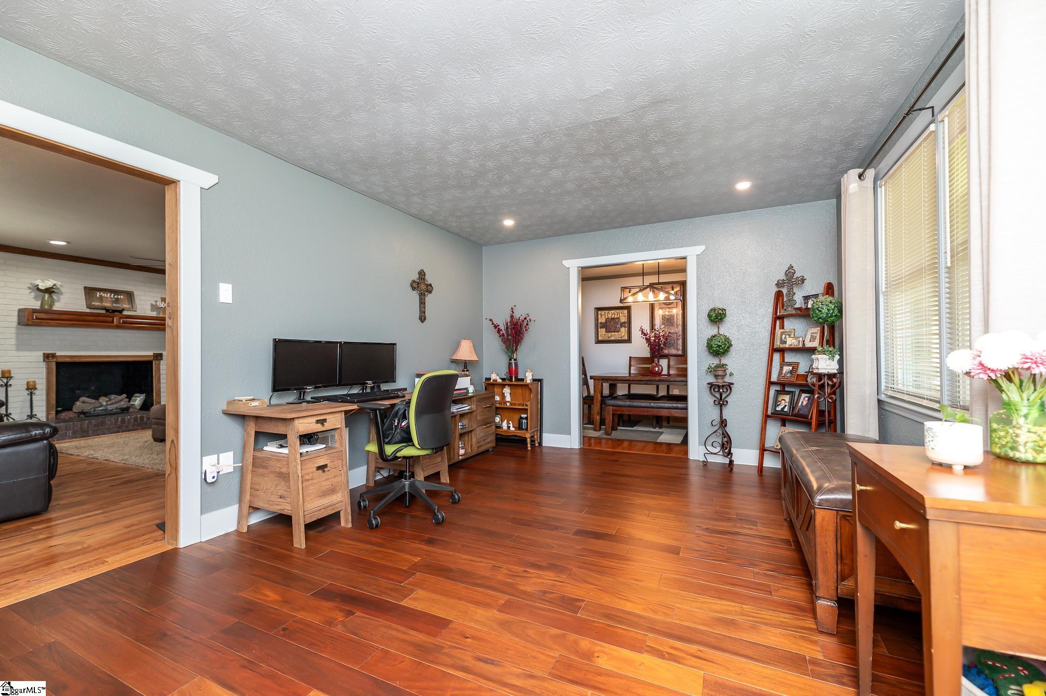 305 Dellwood Drive