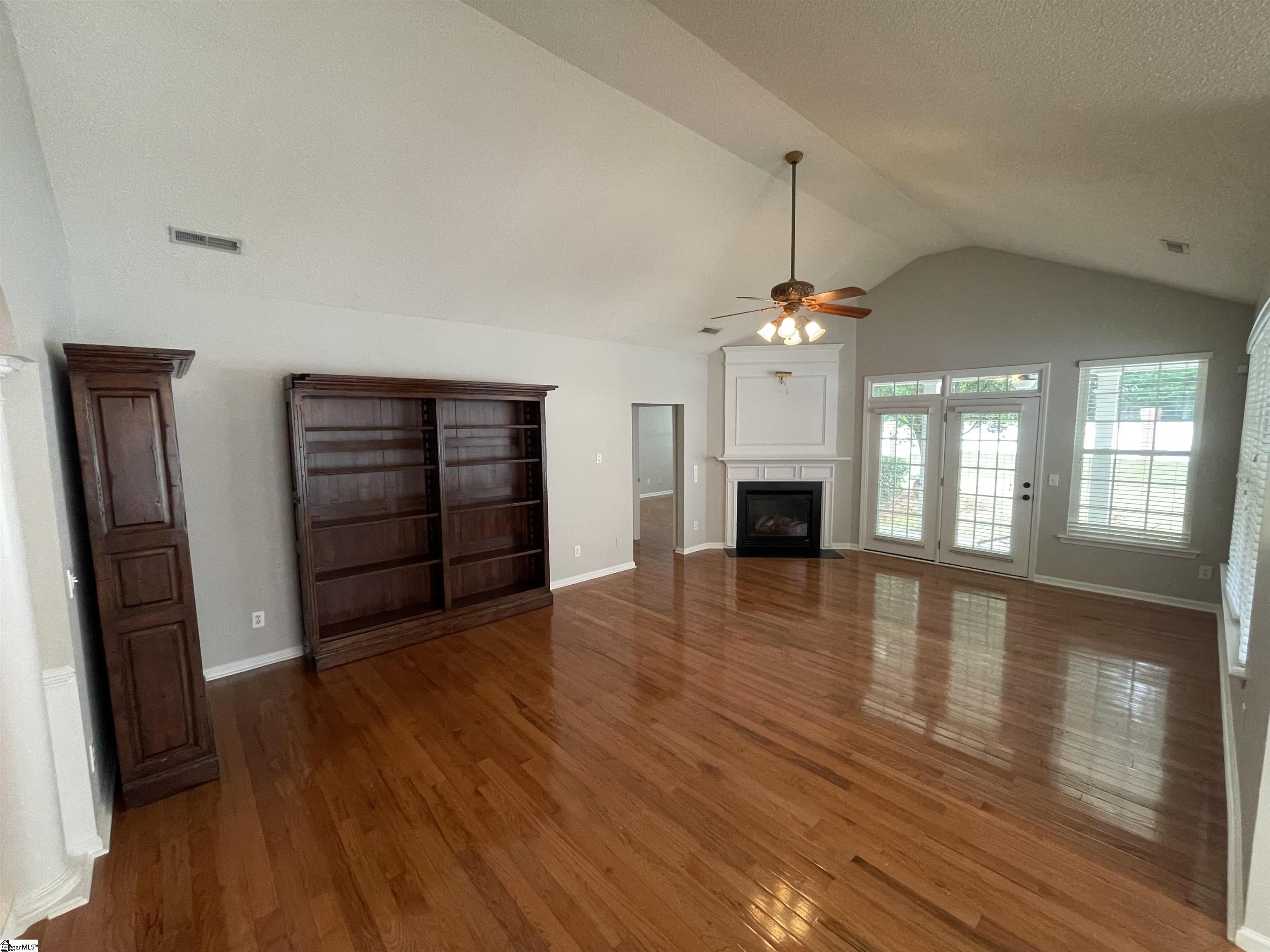 111 Lansfair Way