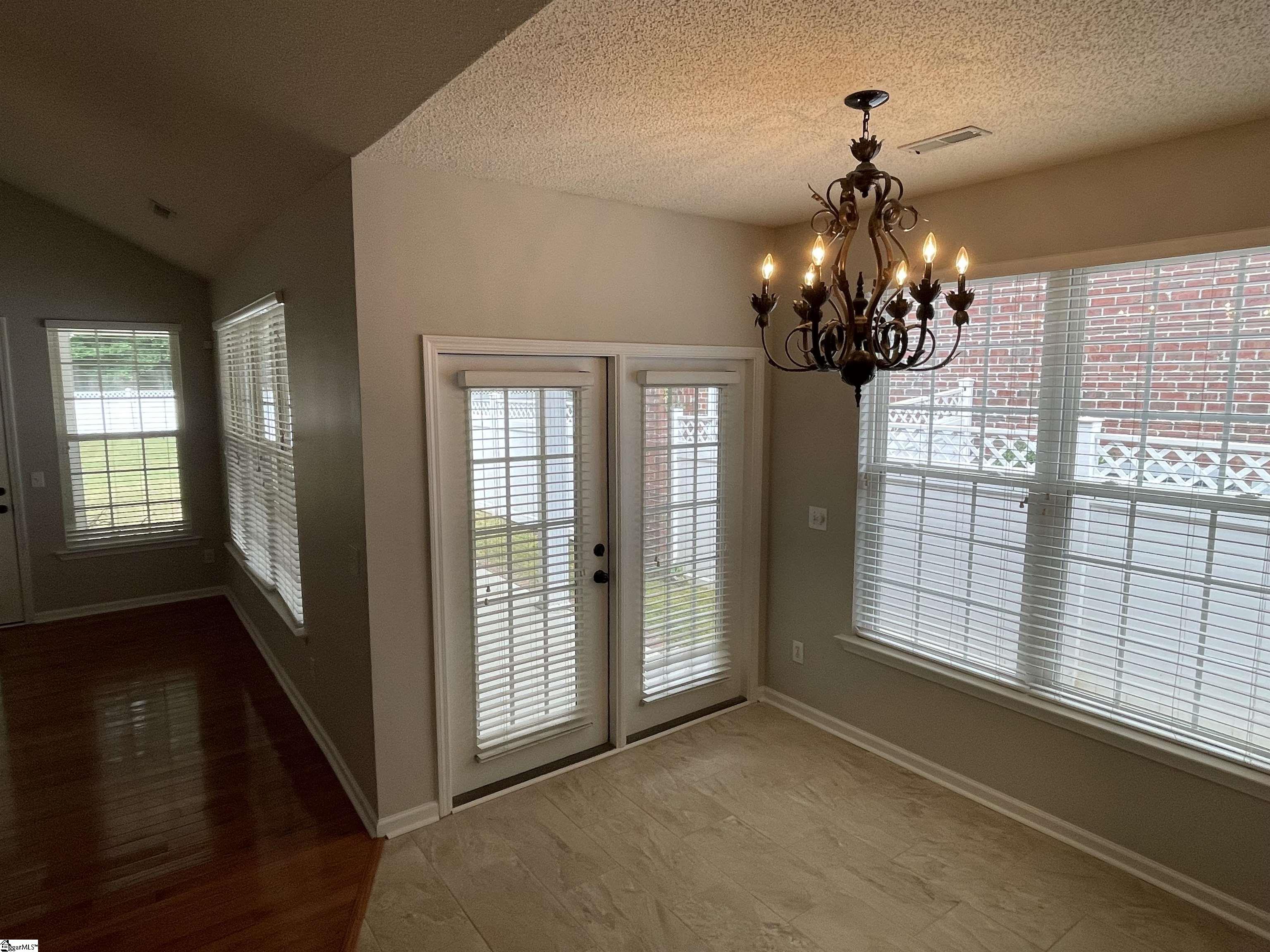 111 Lansfair Way
