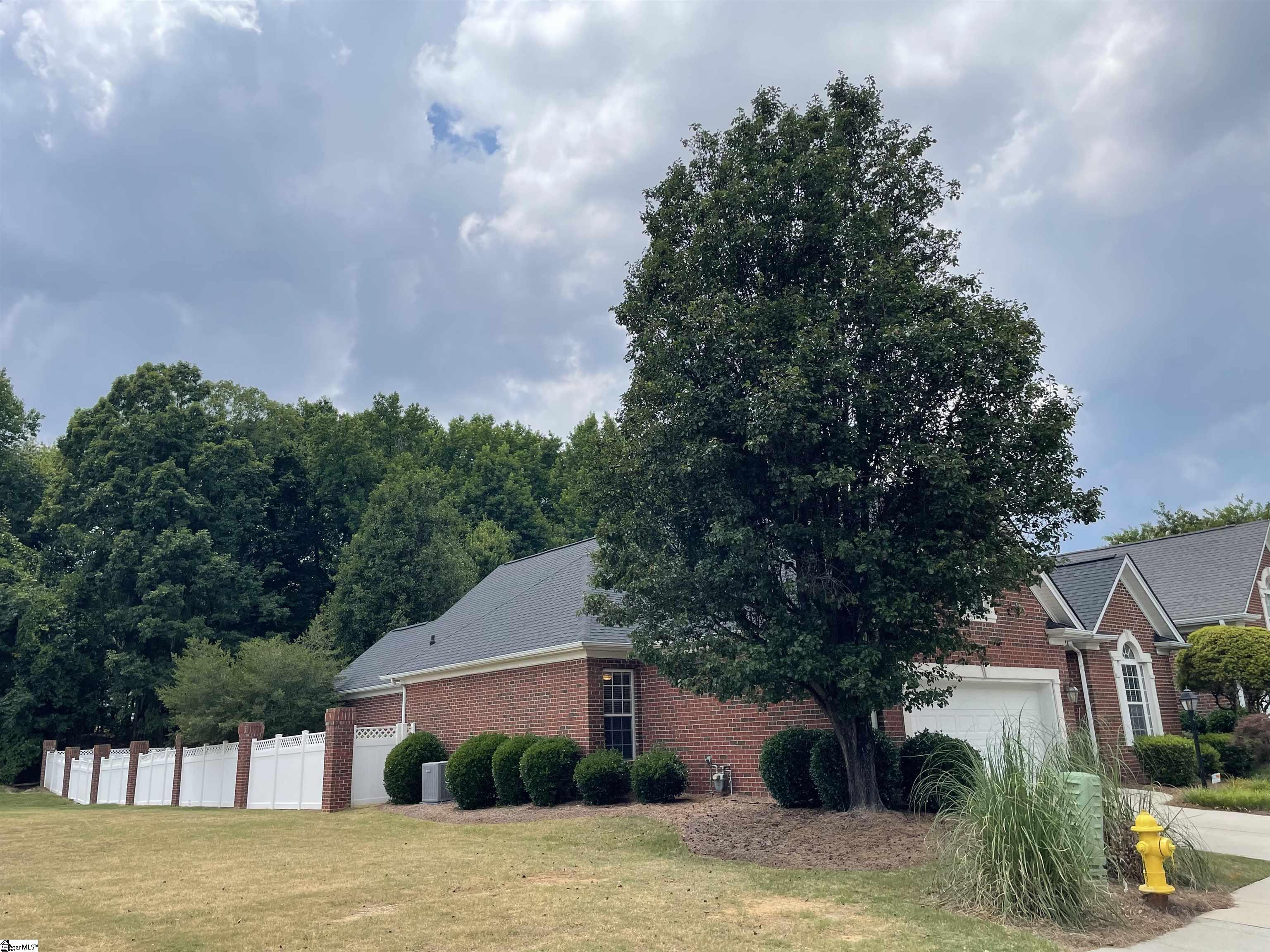 111 Lansfair Way