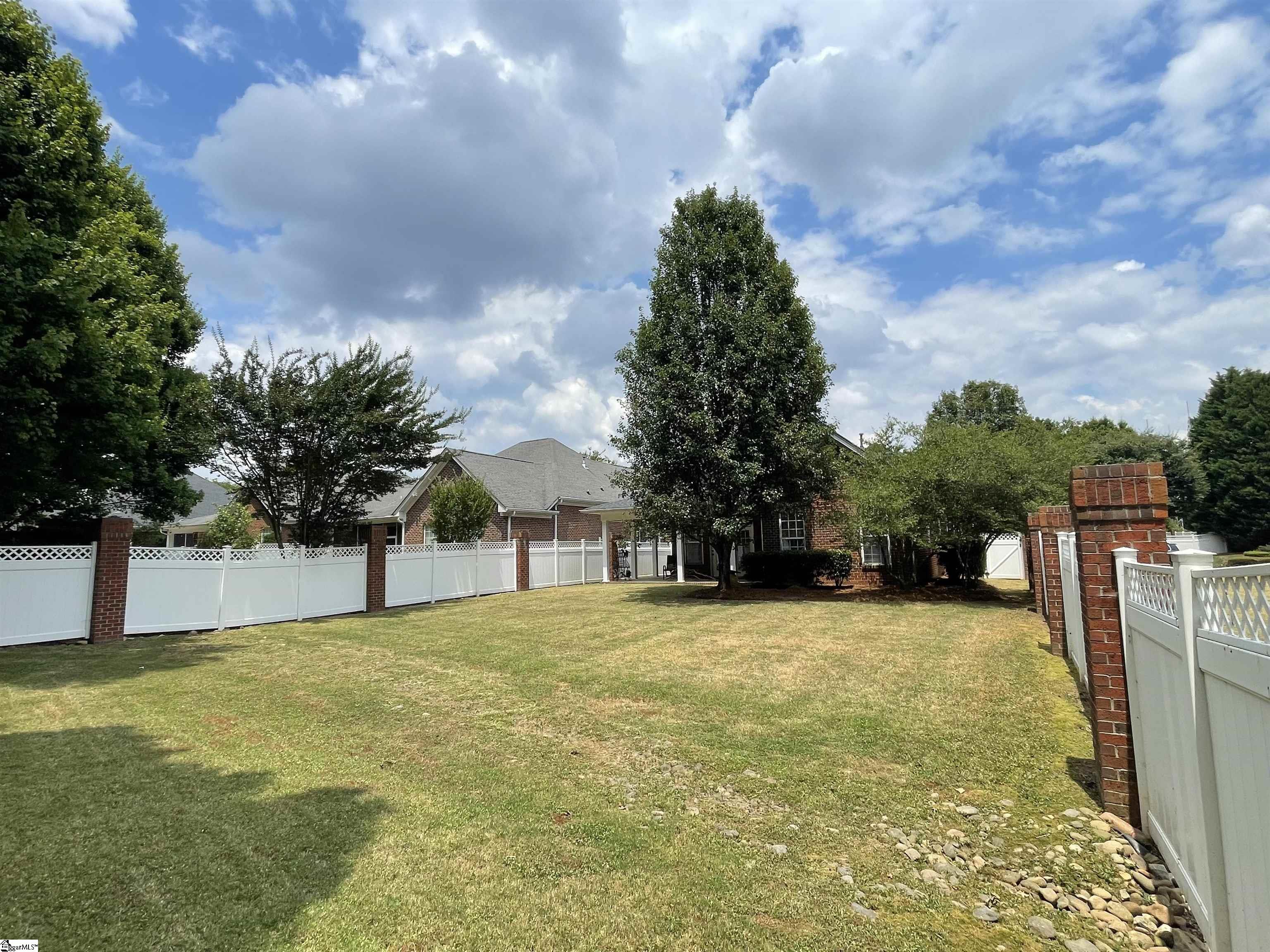 111 Lansfair Way