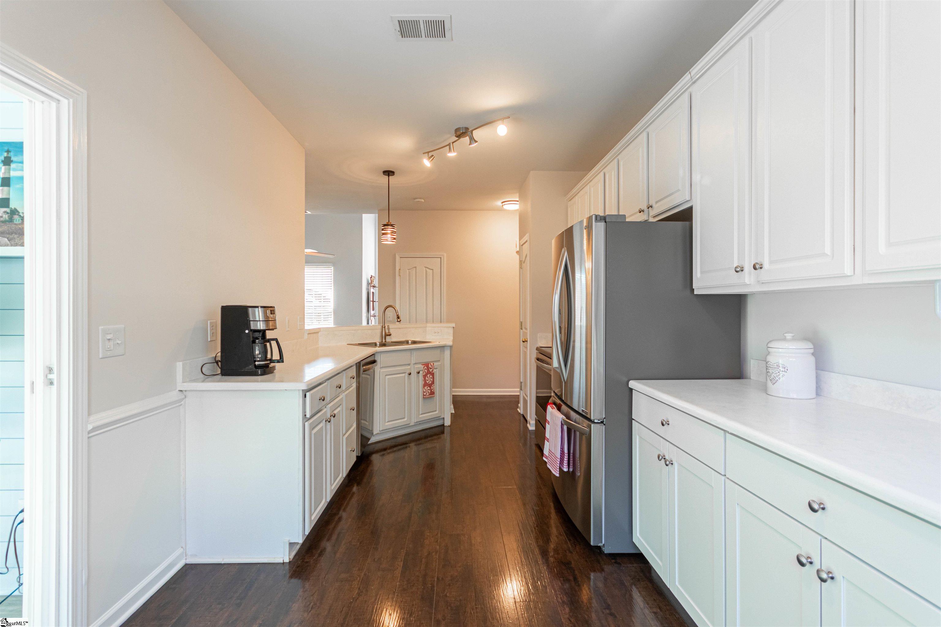4 War Admiral Way