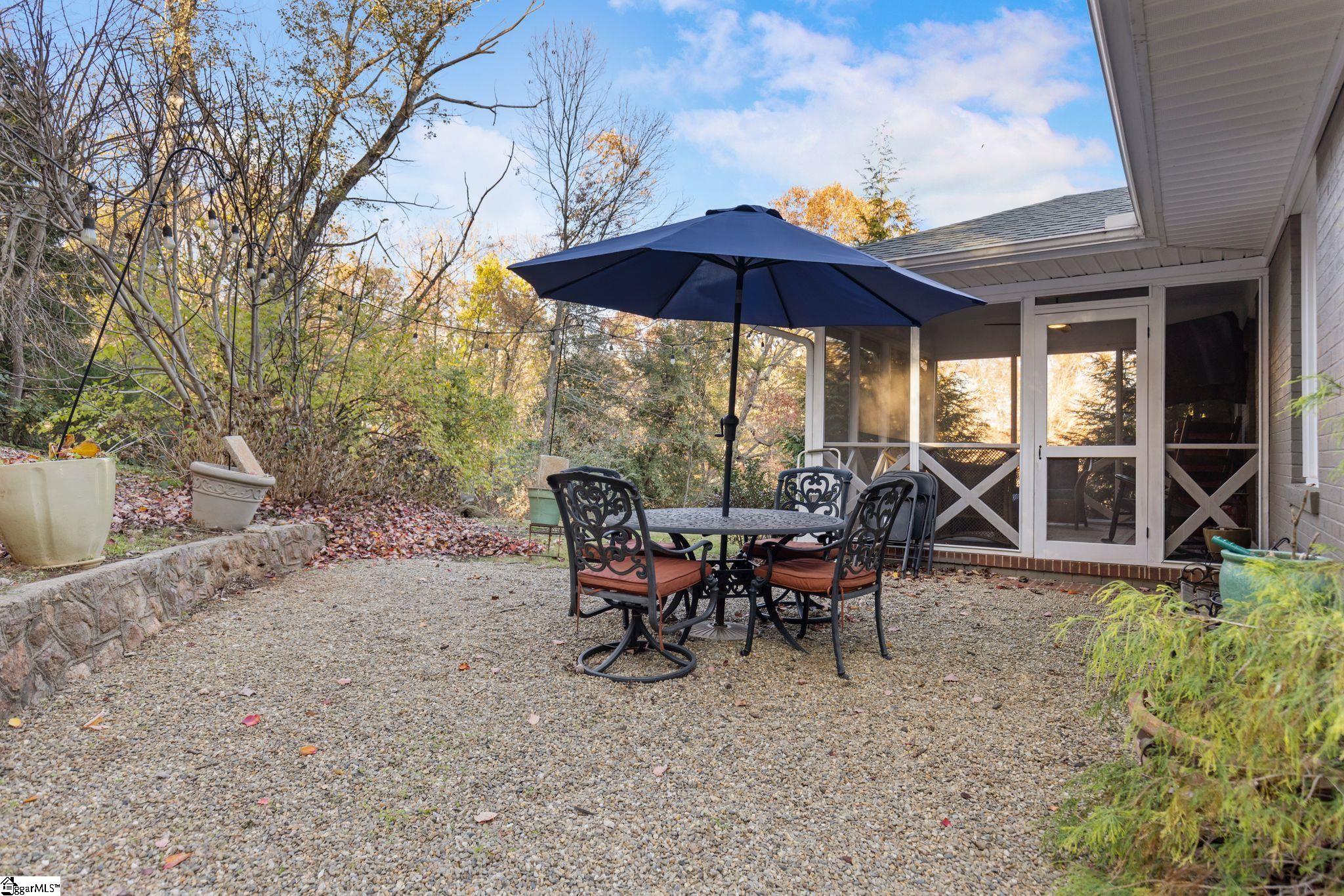 39 Holly Hill Court