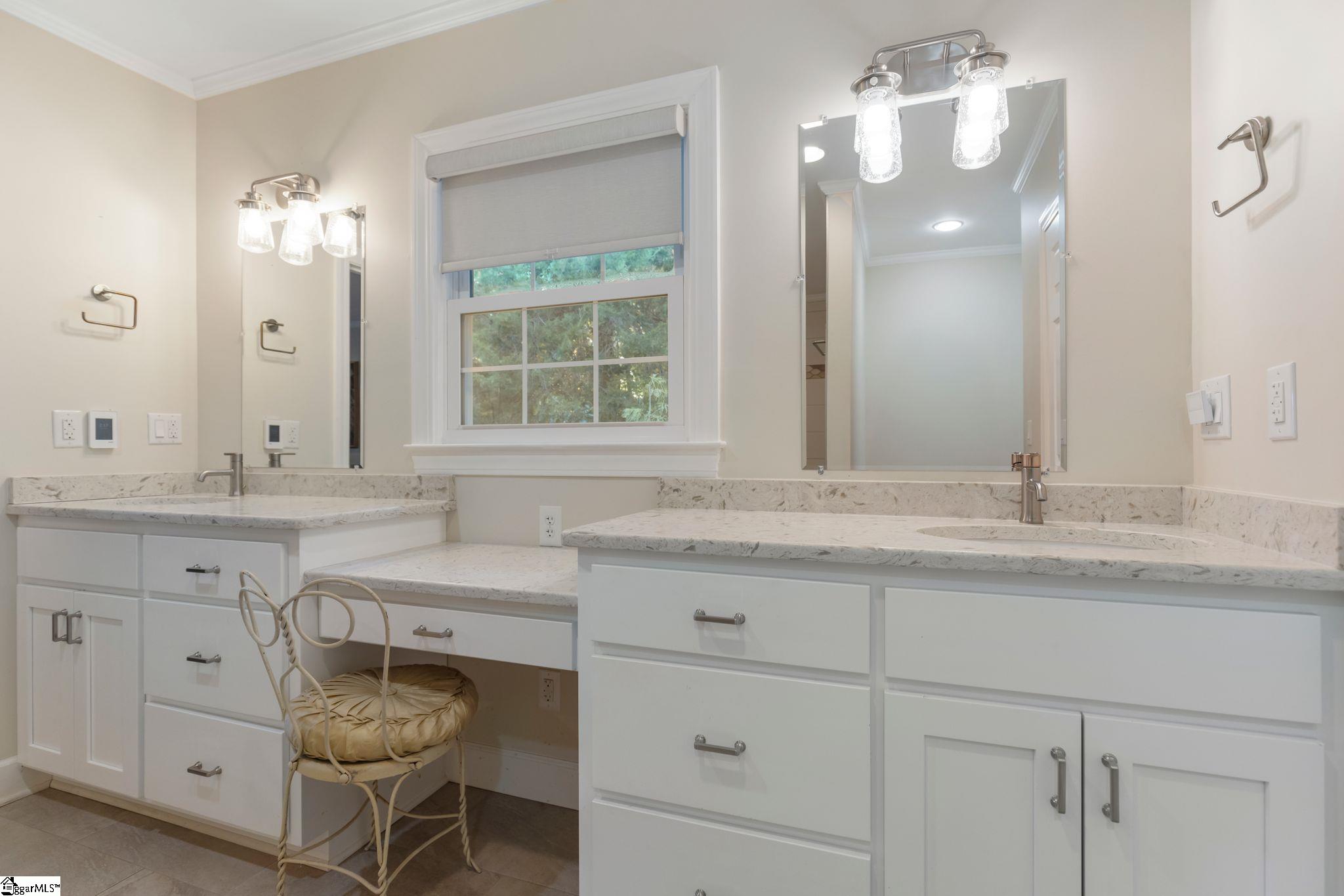 39 Holly Hill Court