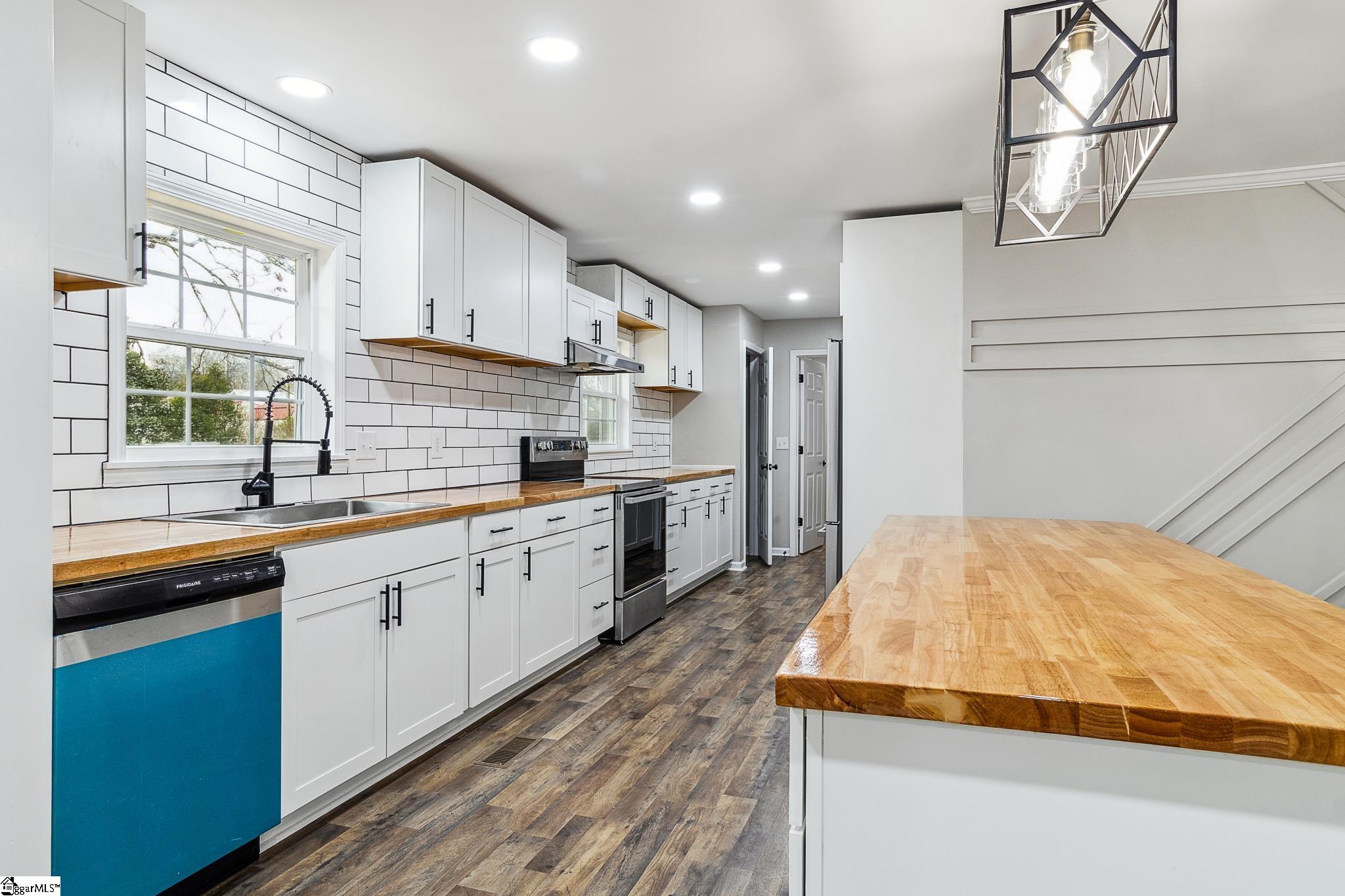112 Basswood Drive