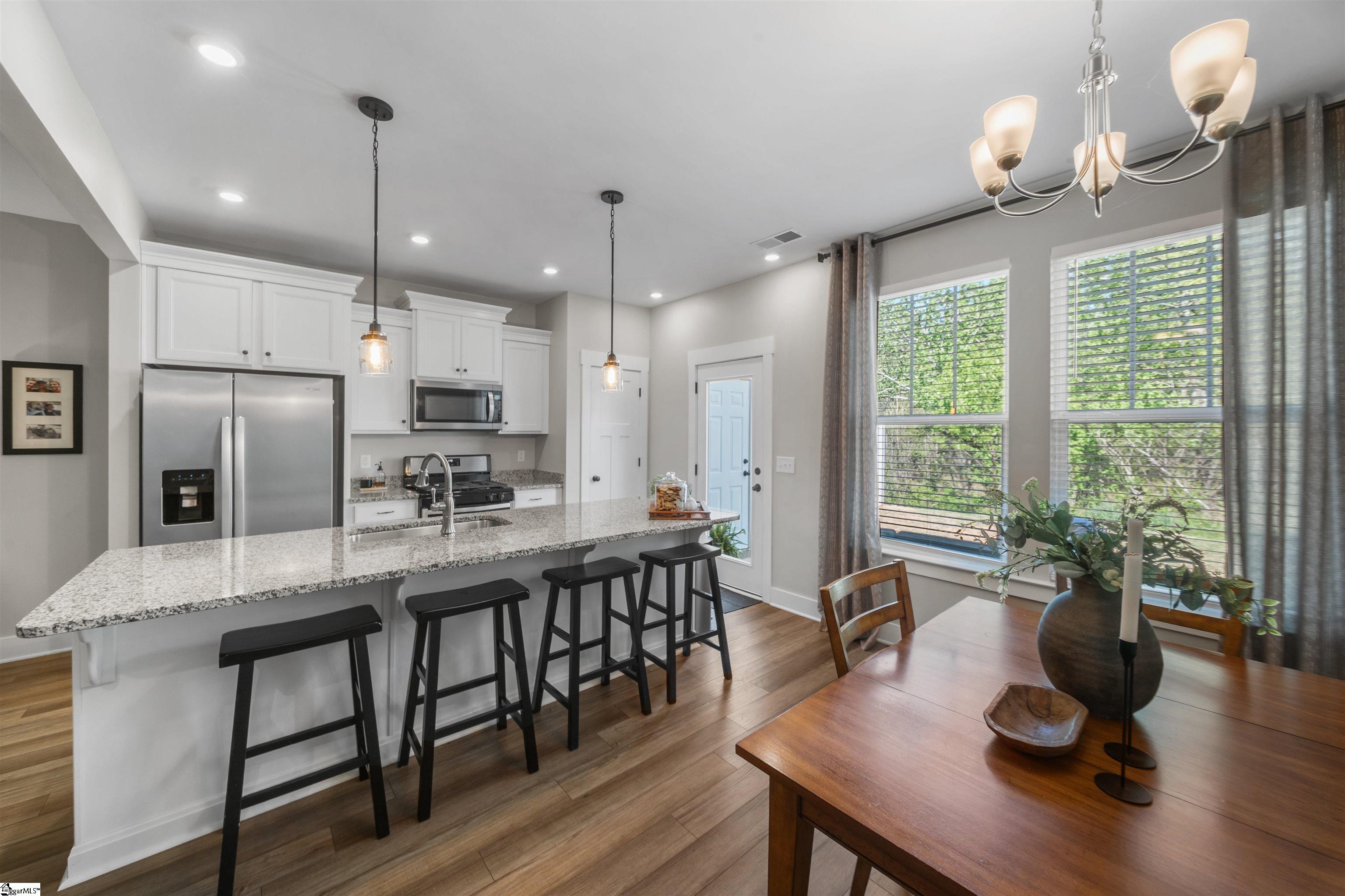 15 Meteora Way