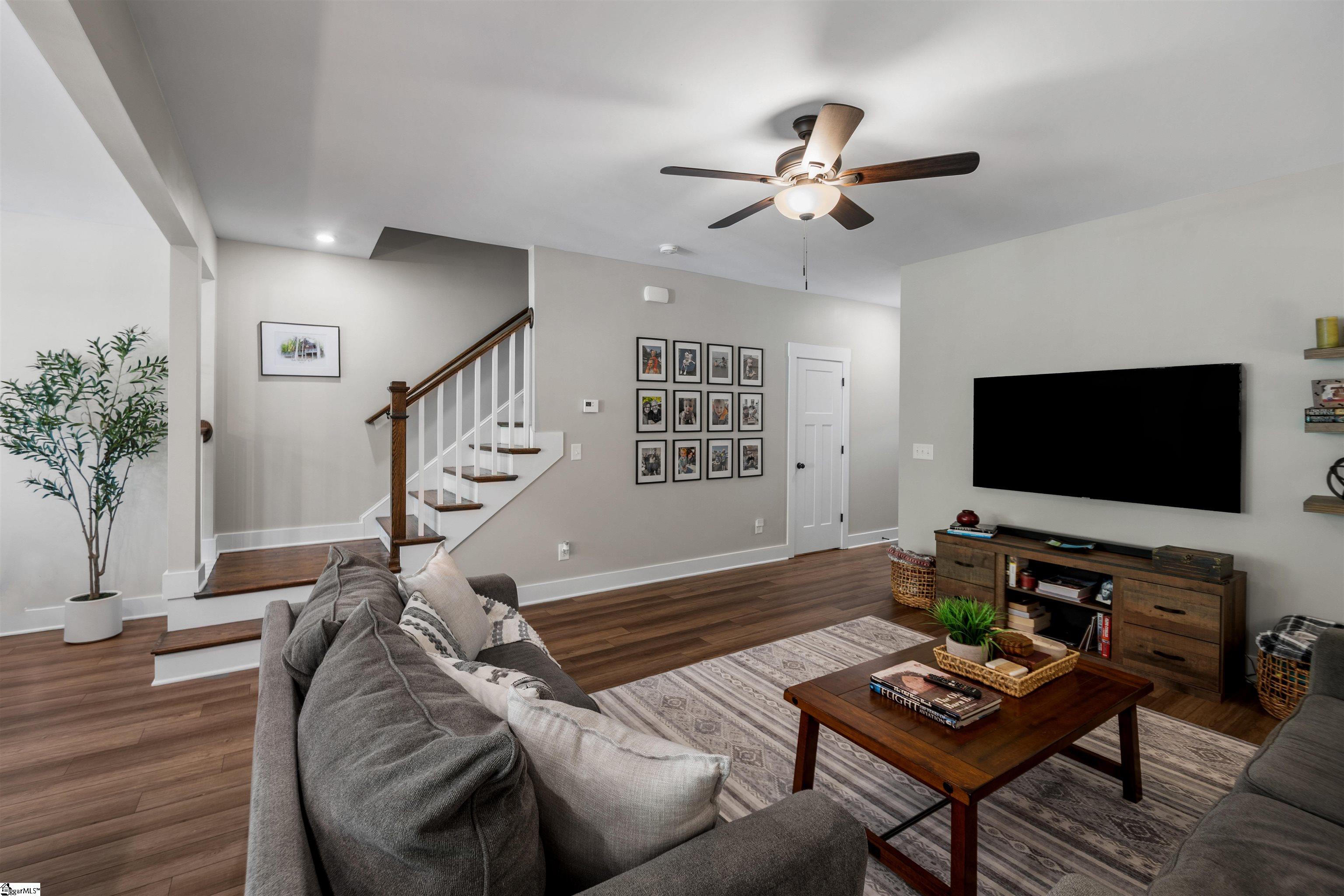 15 Meteora Way