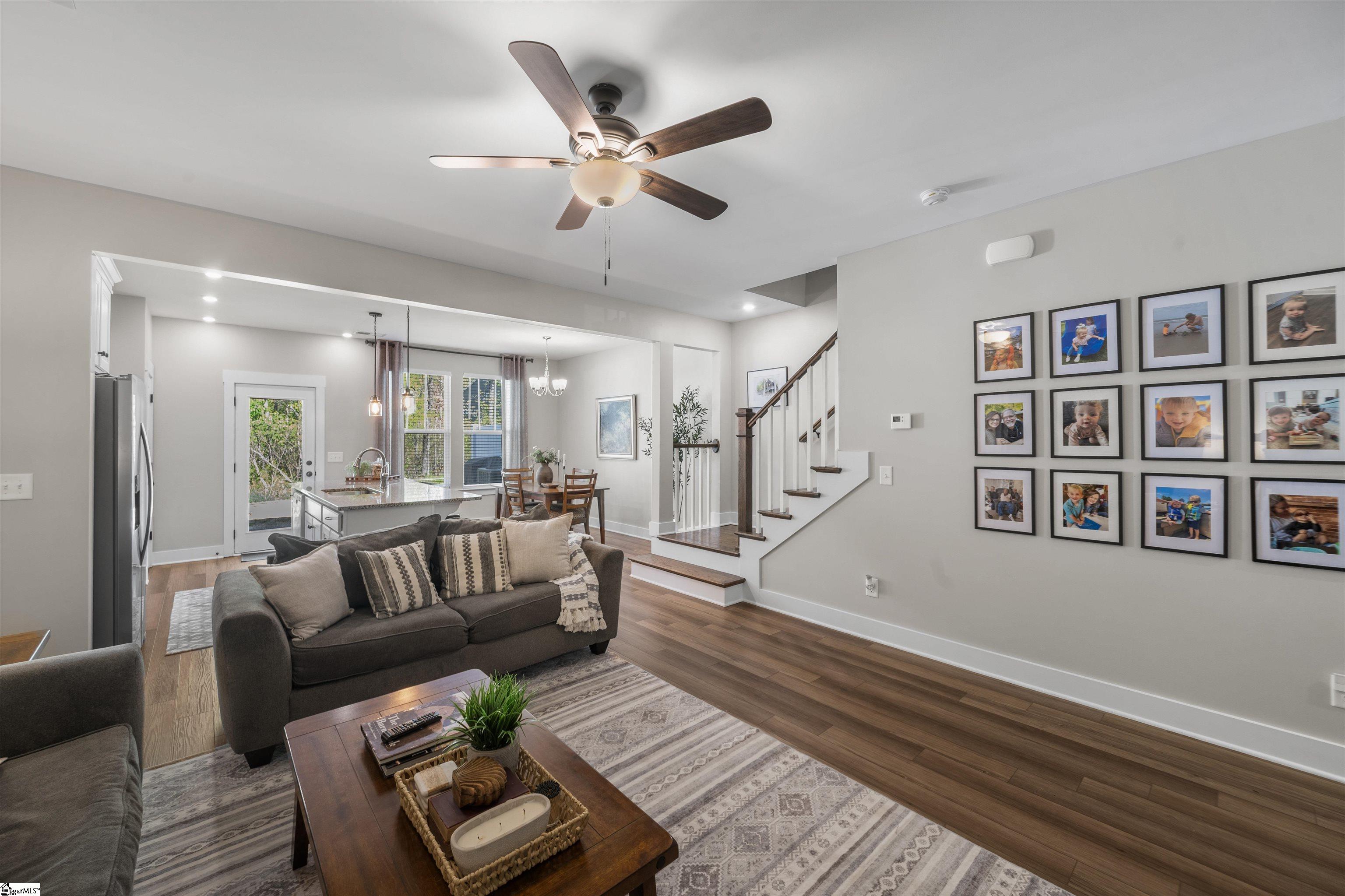 15 Meteora Way