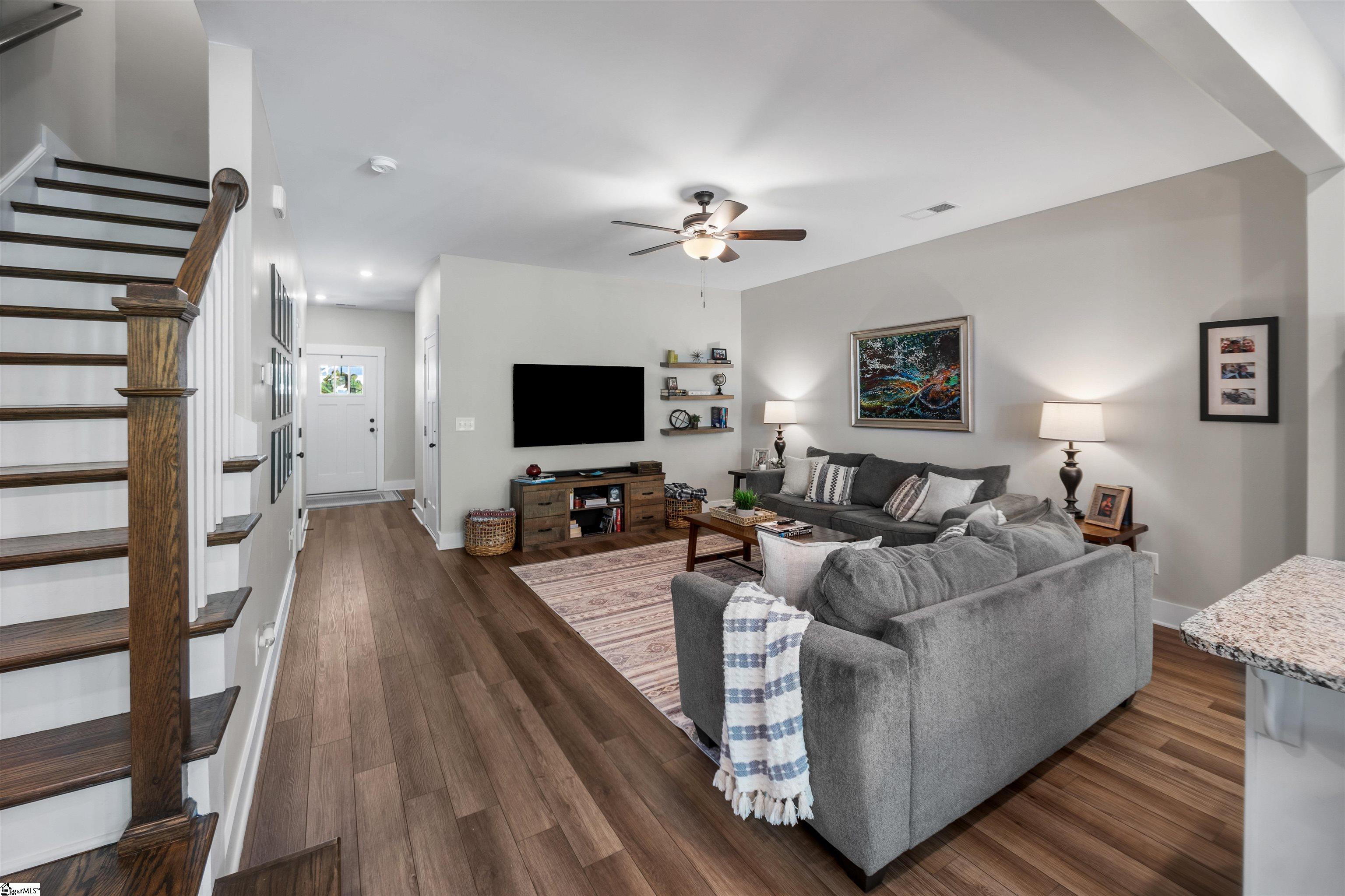 15 Meteora Way