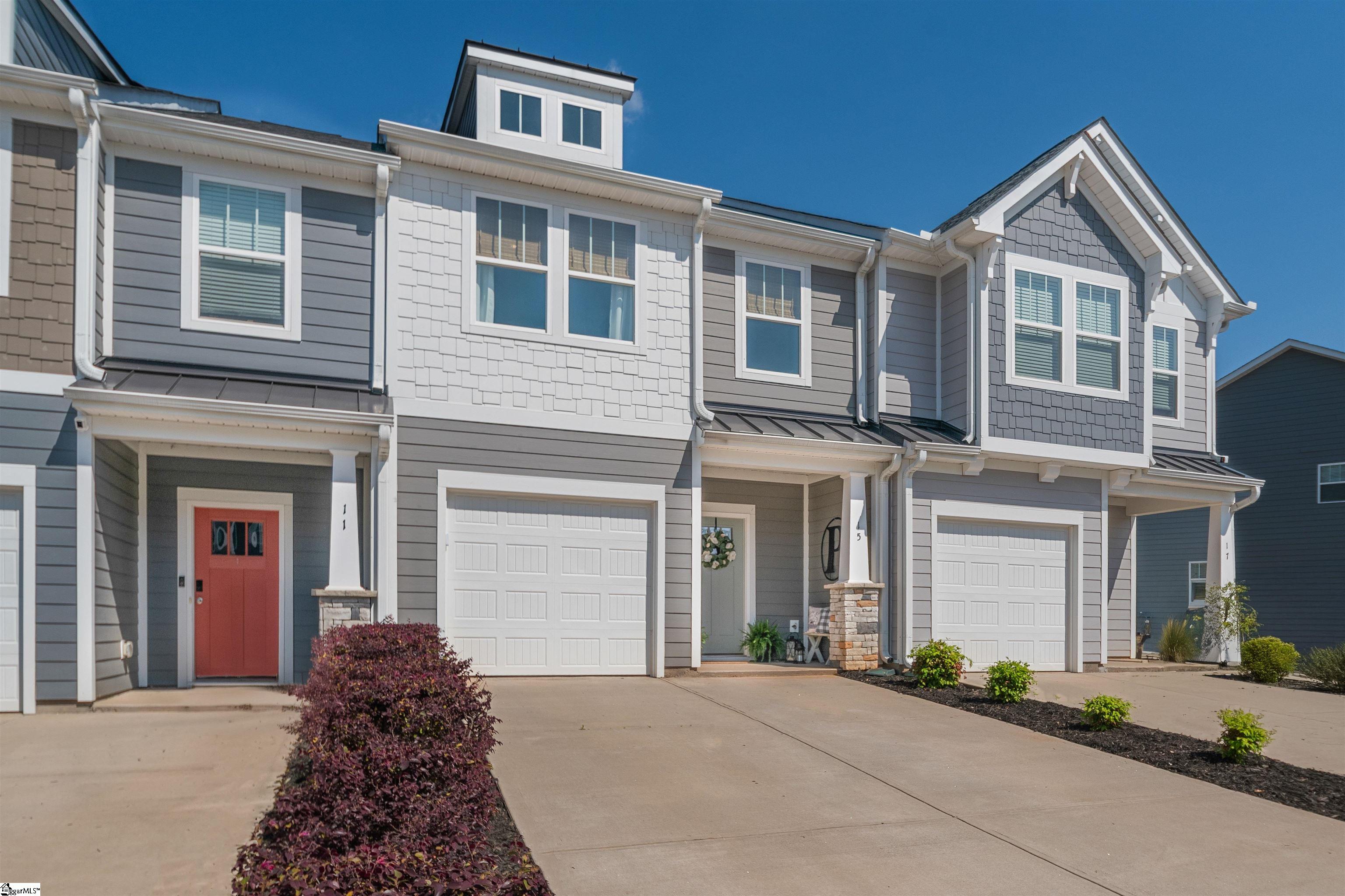 15 Meteora Way