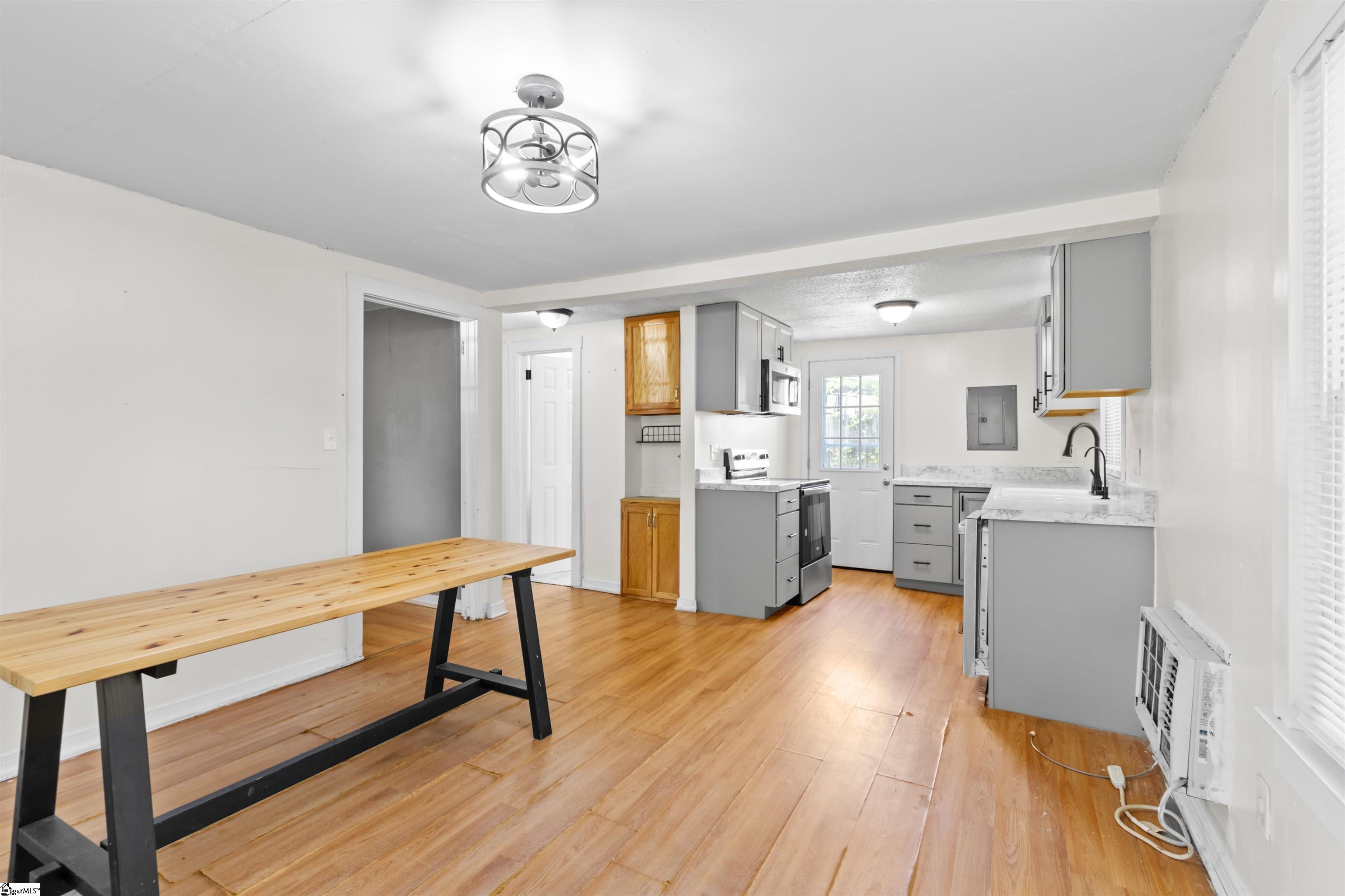 211 Spruce Street