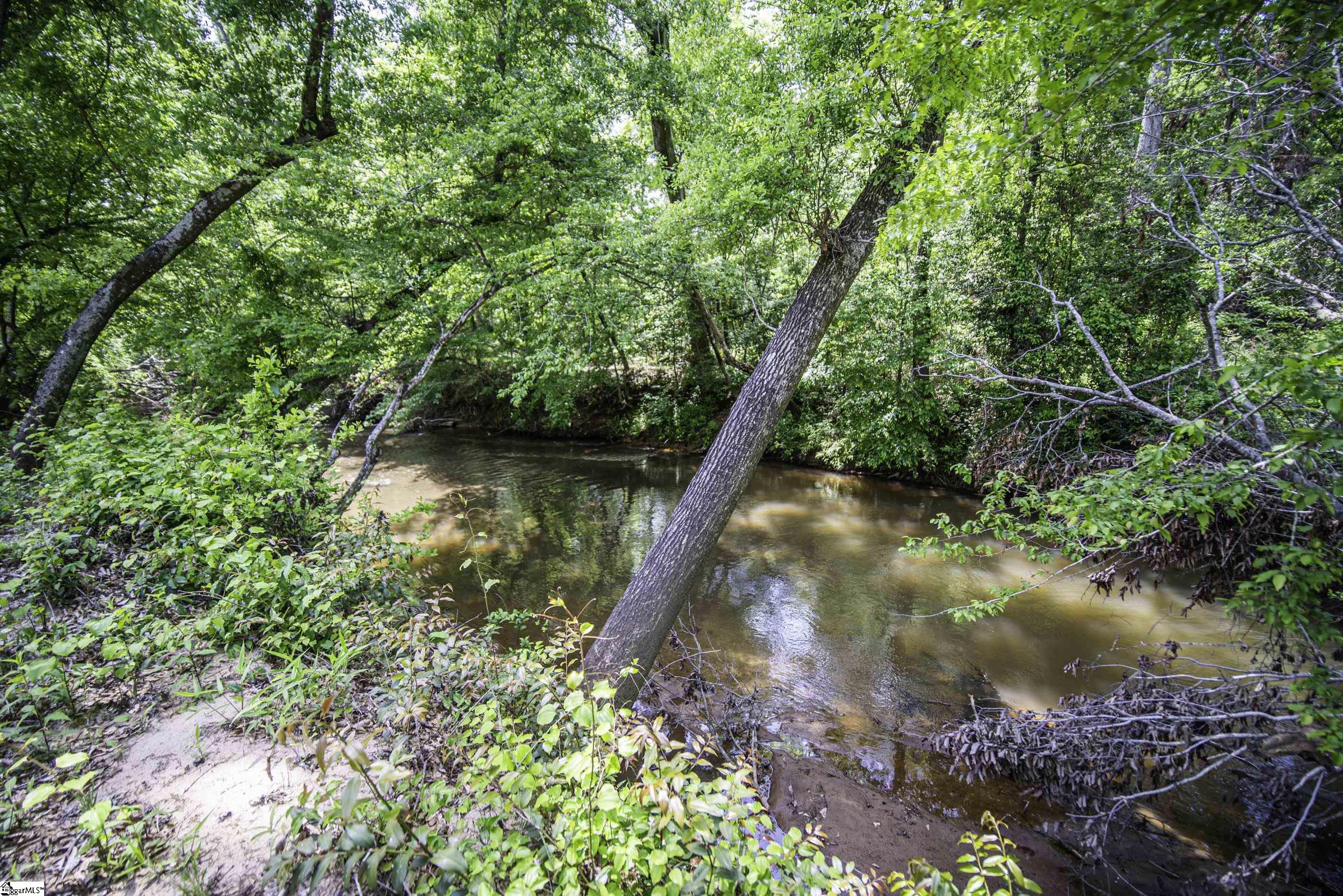 221 Wood River Way