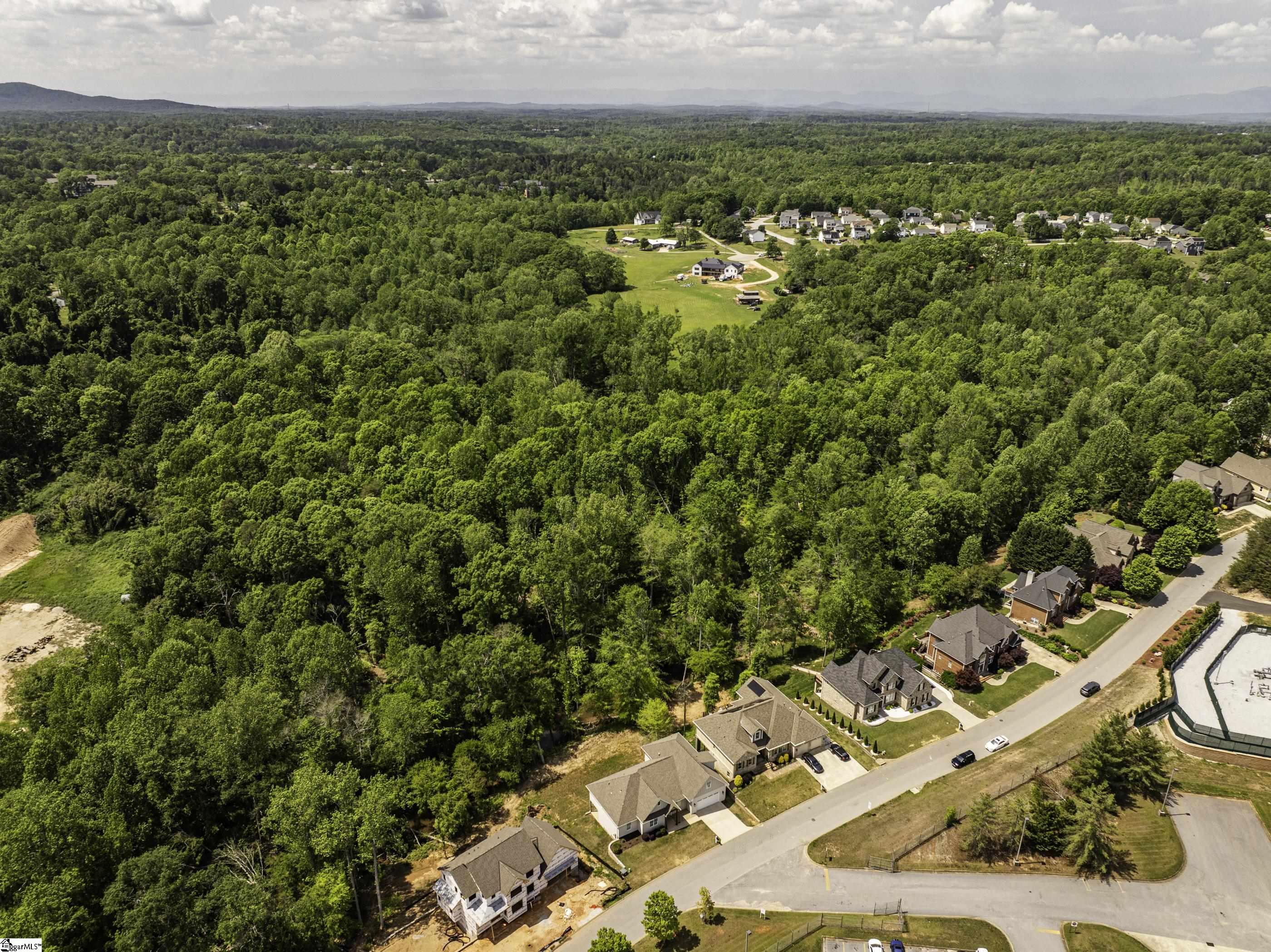 221 Wood River Way