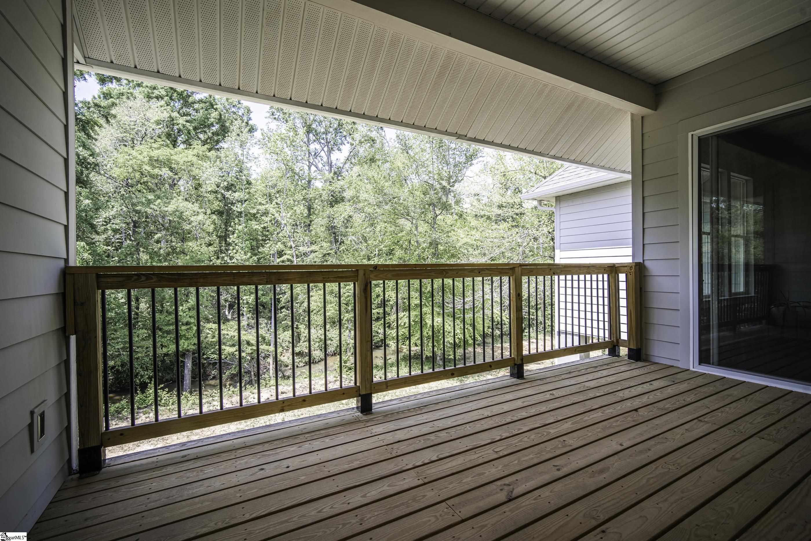 221 Wood River Way
