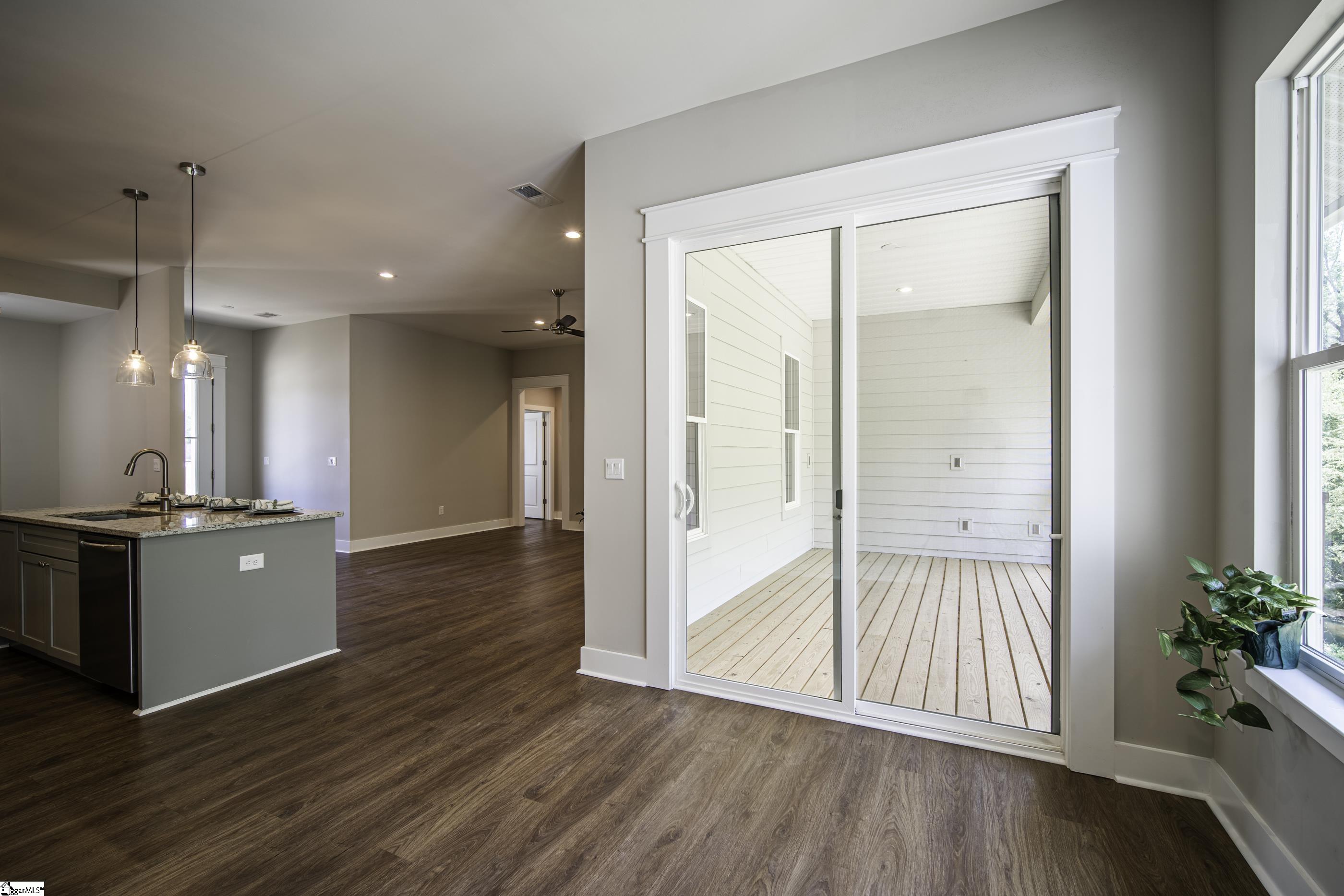 221 Wood River Way