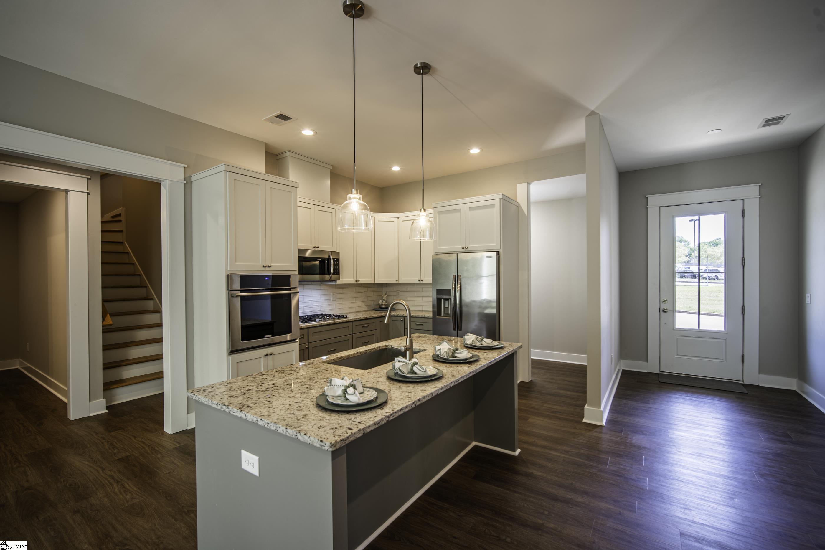221 Wood River Way