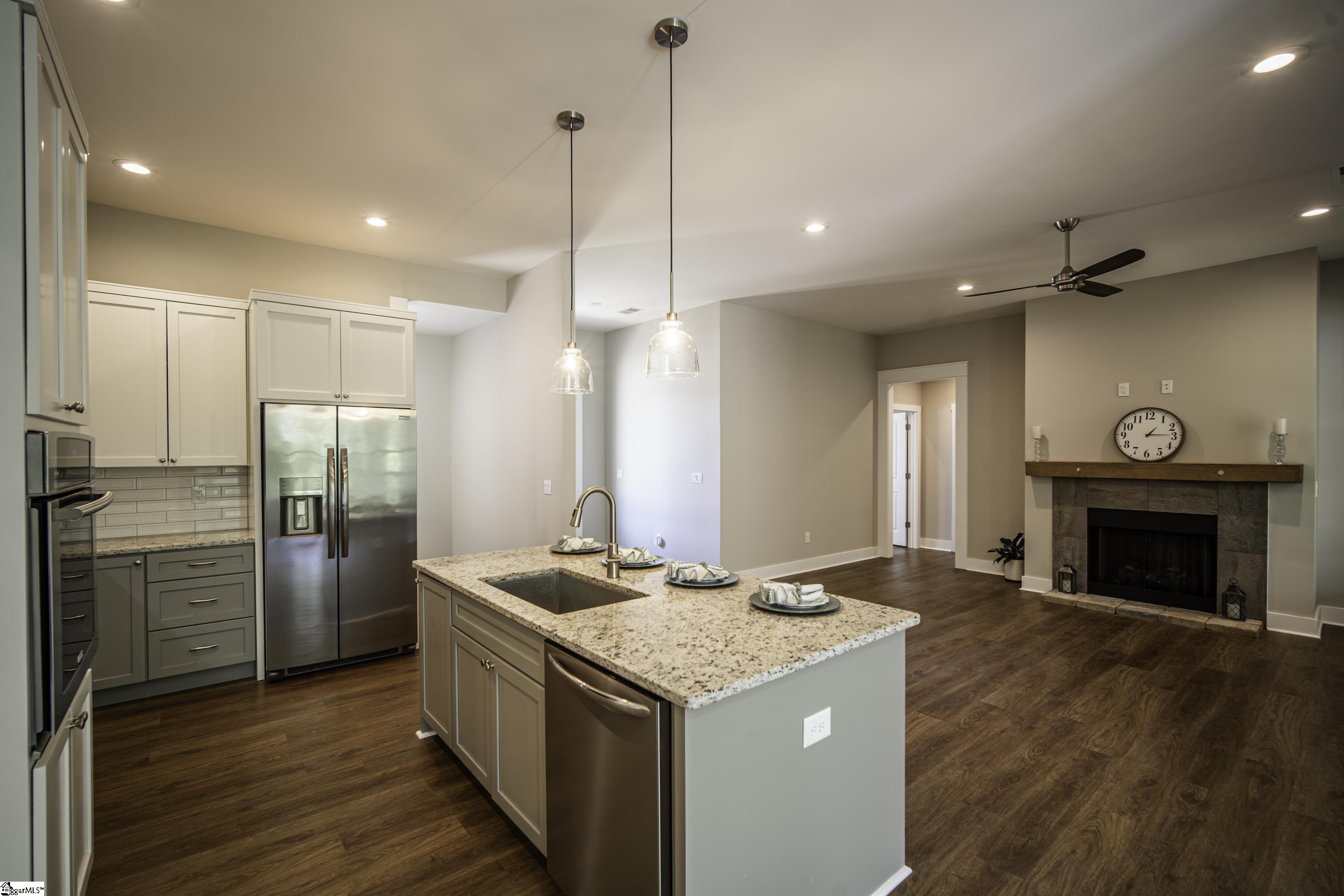 221 Wood River Way