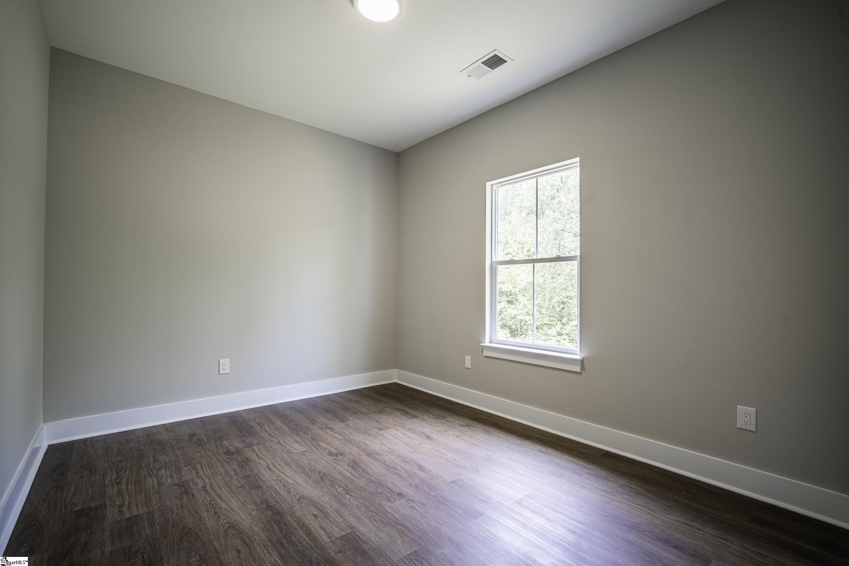 221 Wood River Way