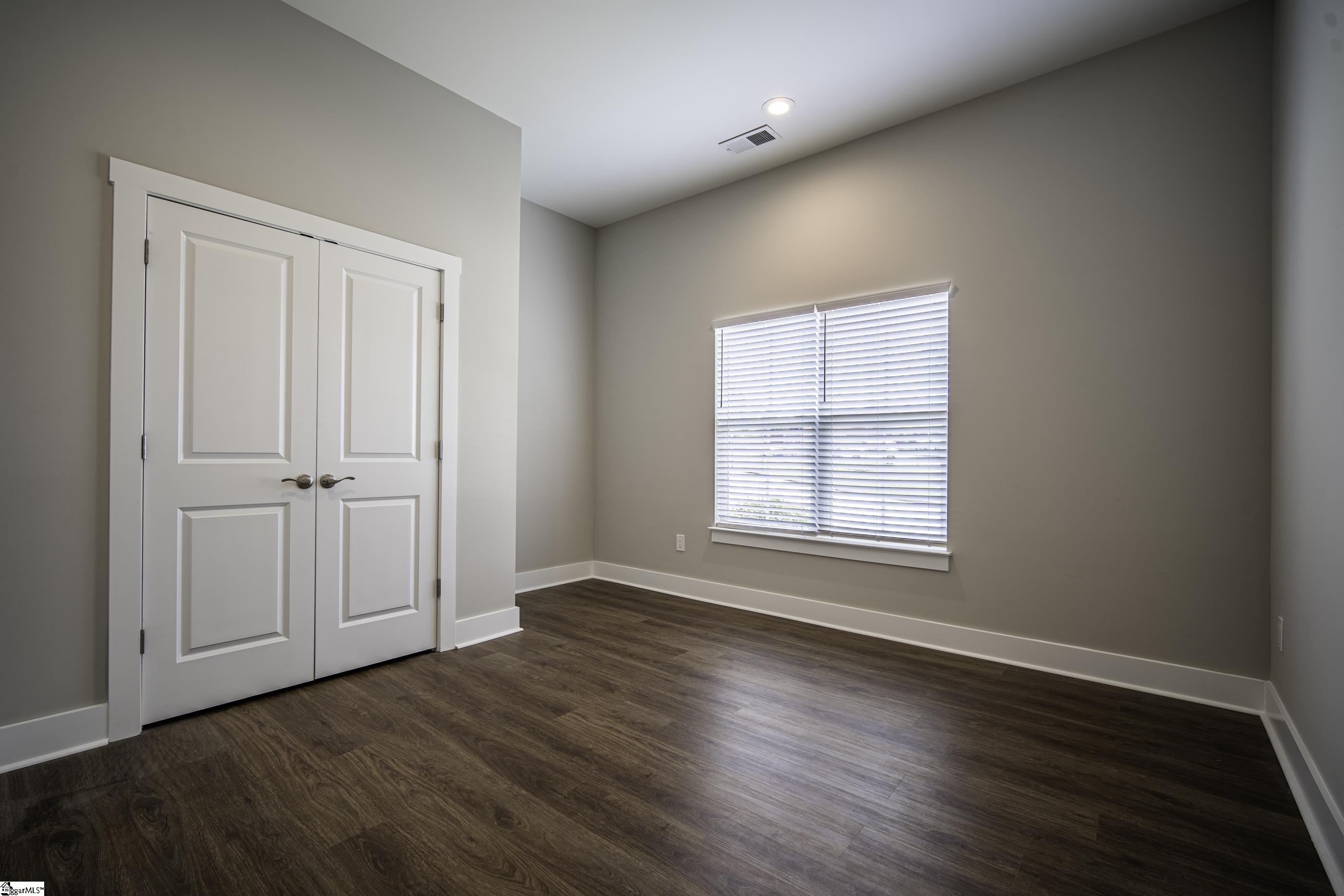 221 Wood River Way