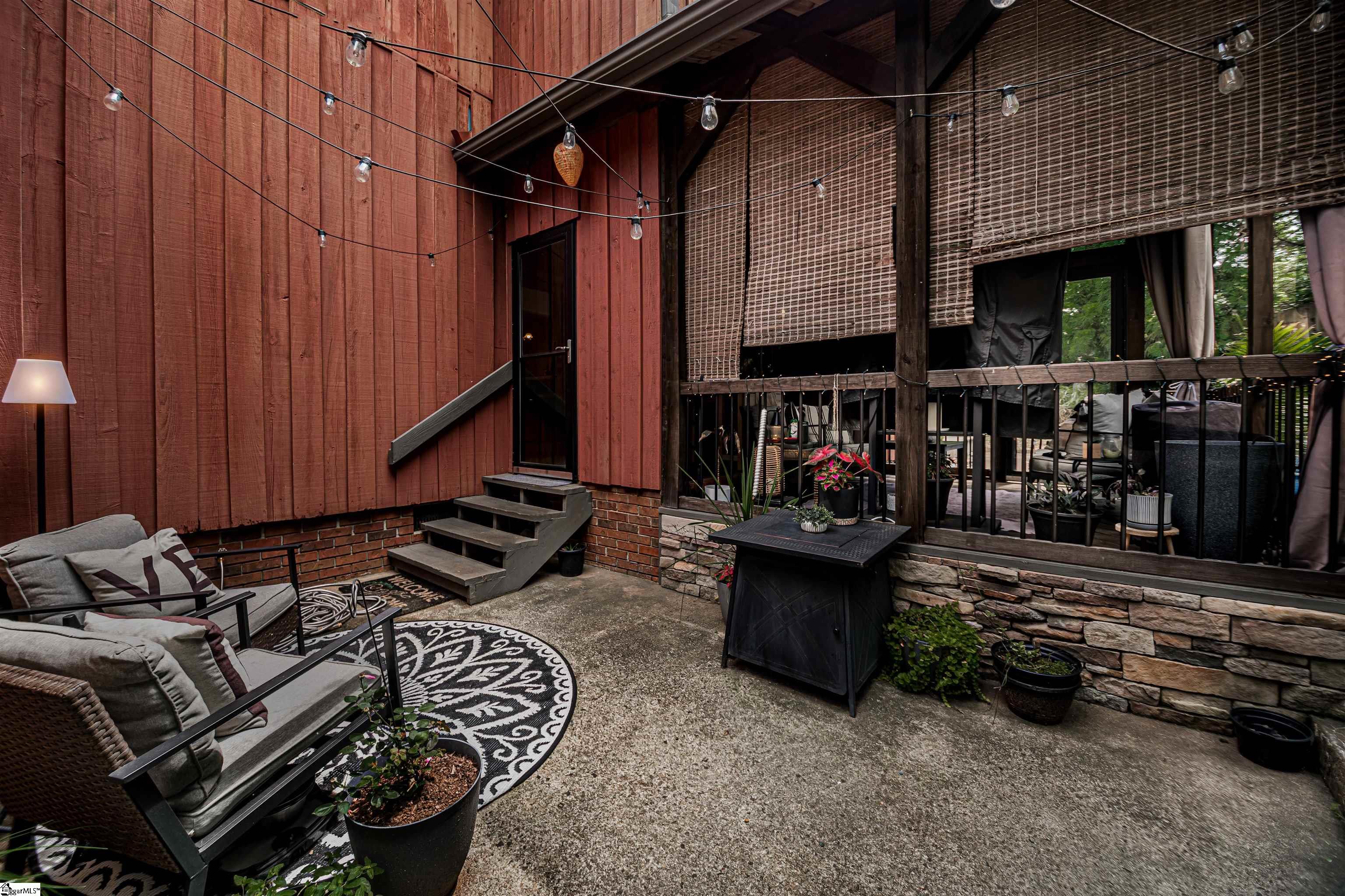 203 Teakwood Drive