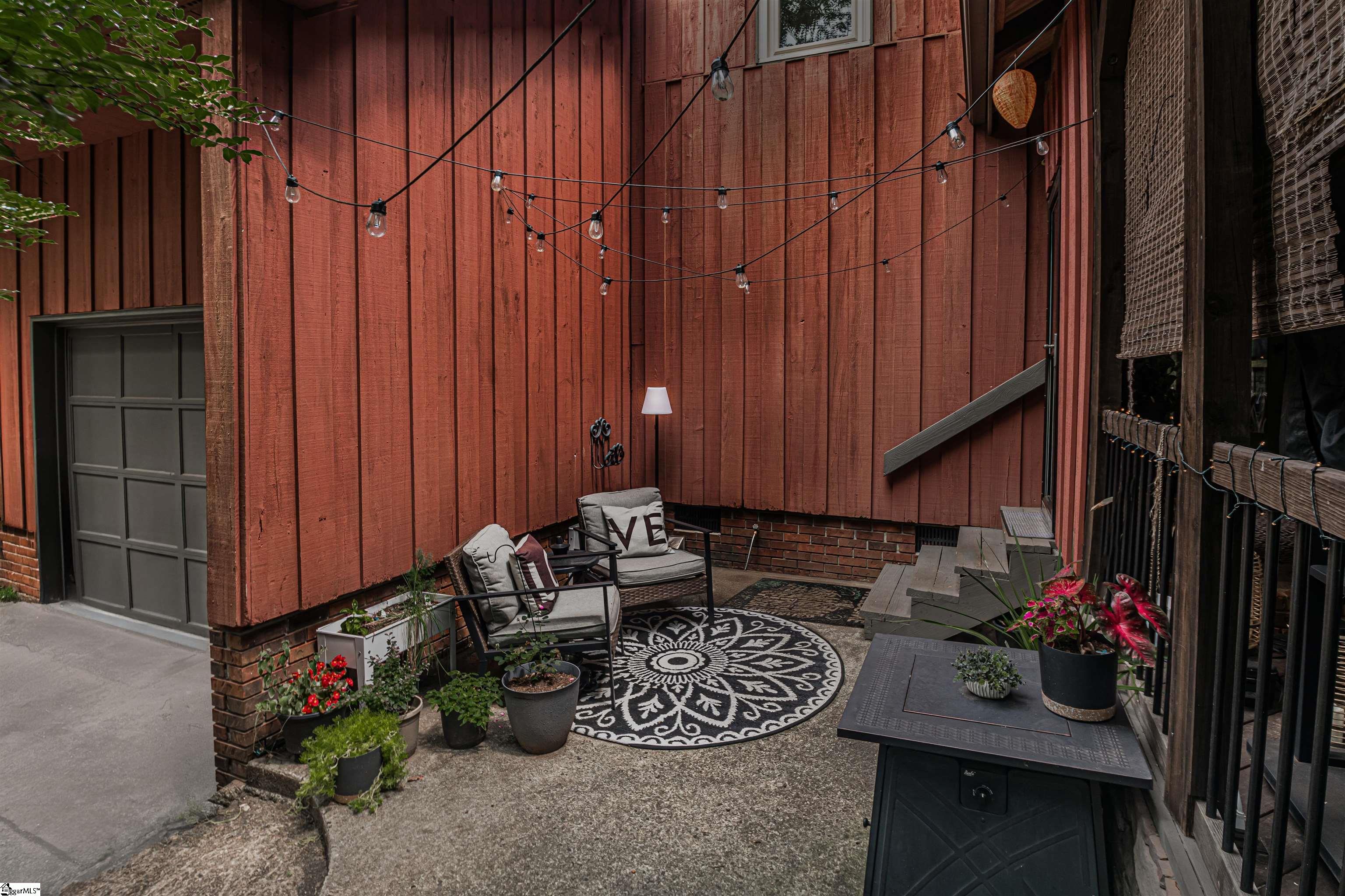 203 Teakwood Drive