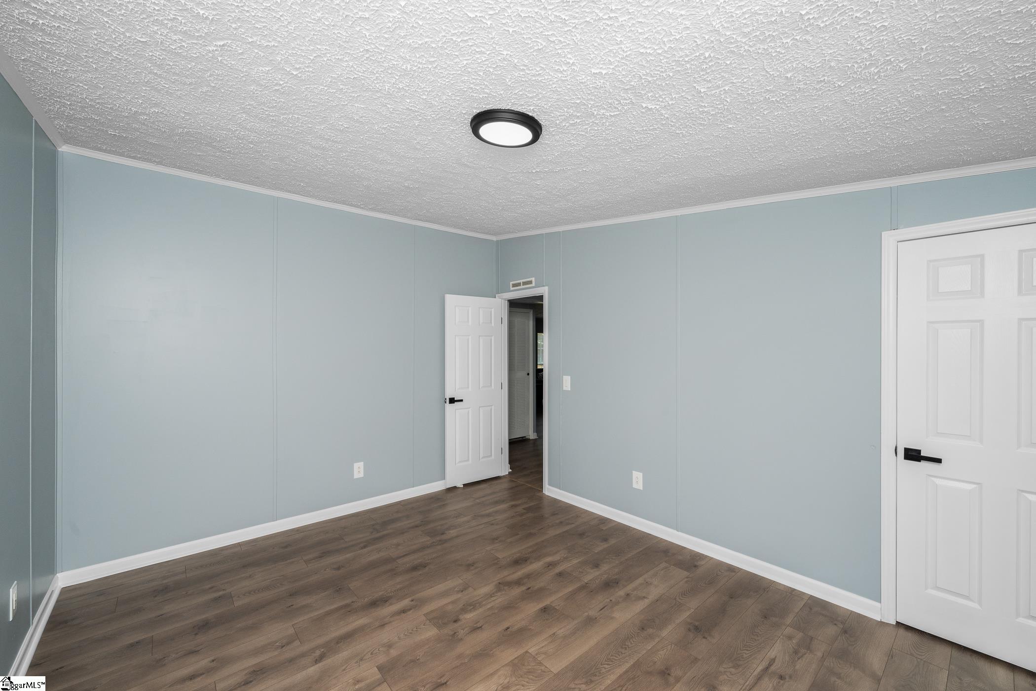 216 Creekstone Drive