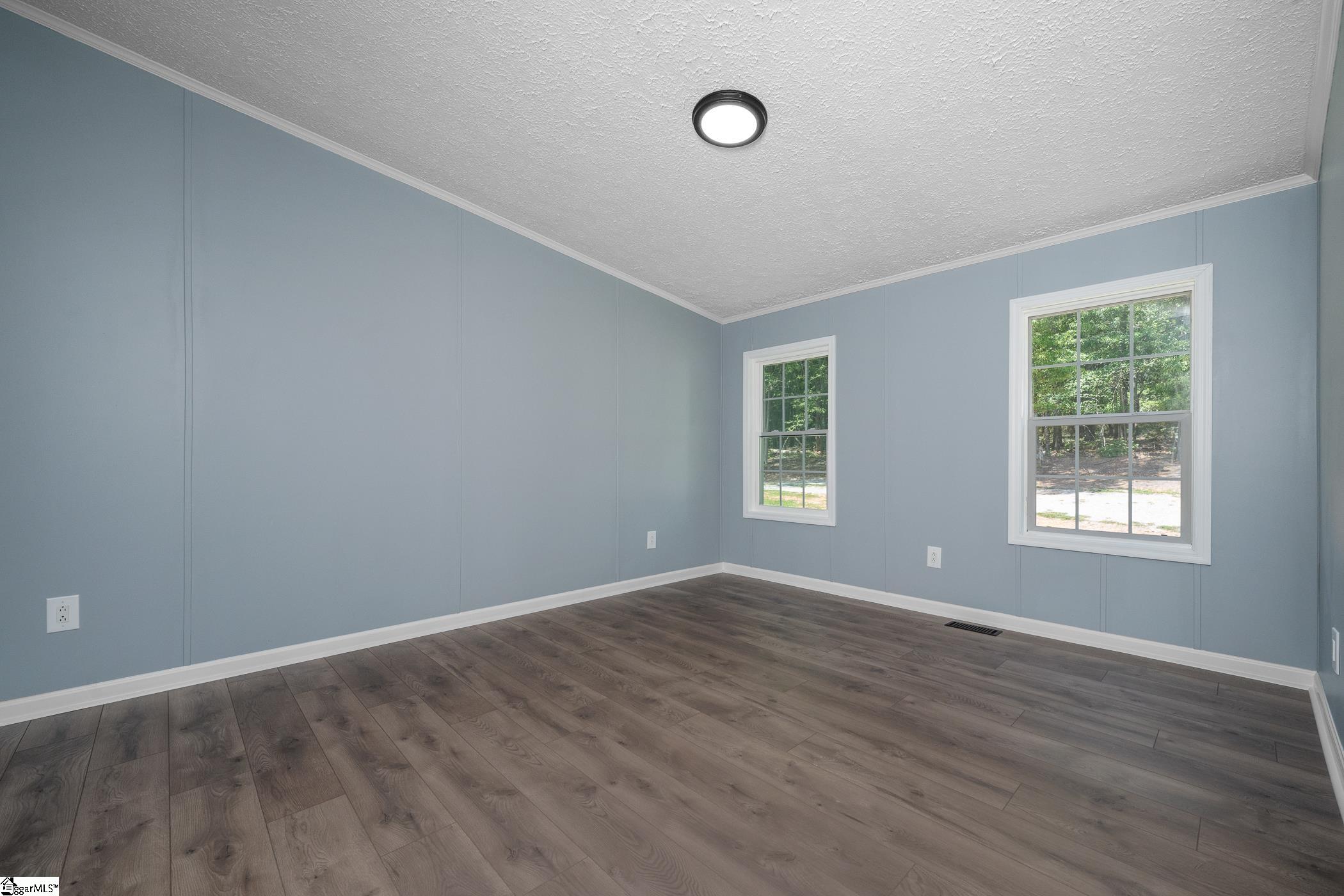 216 Creekstone Drive