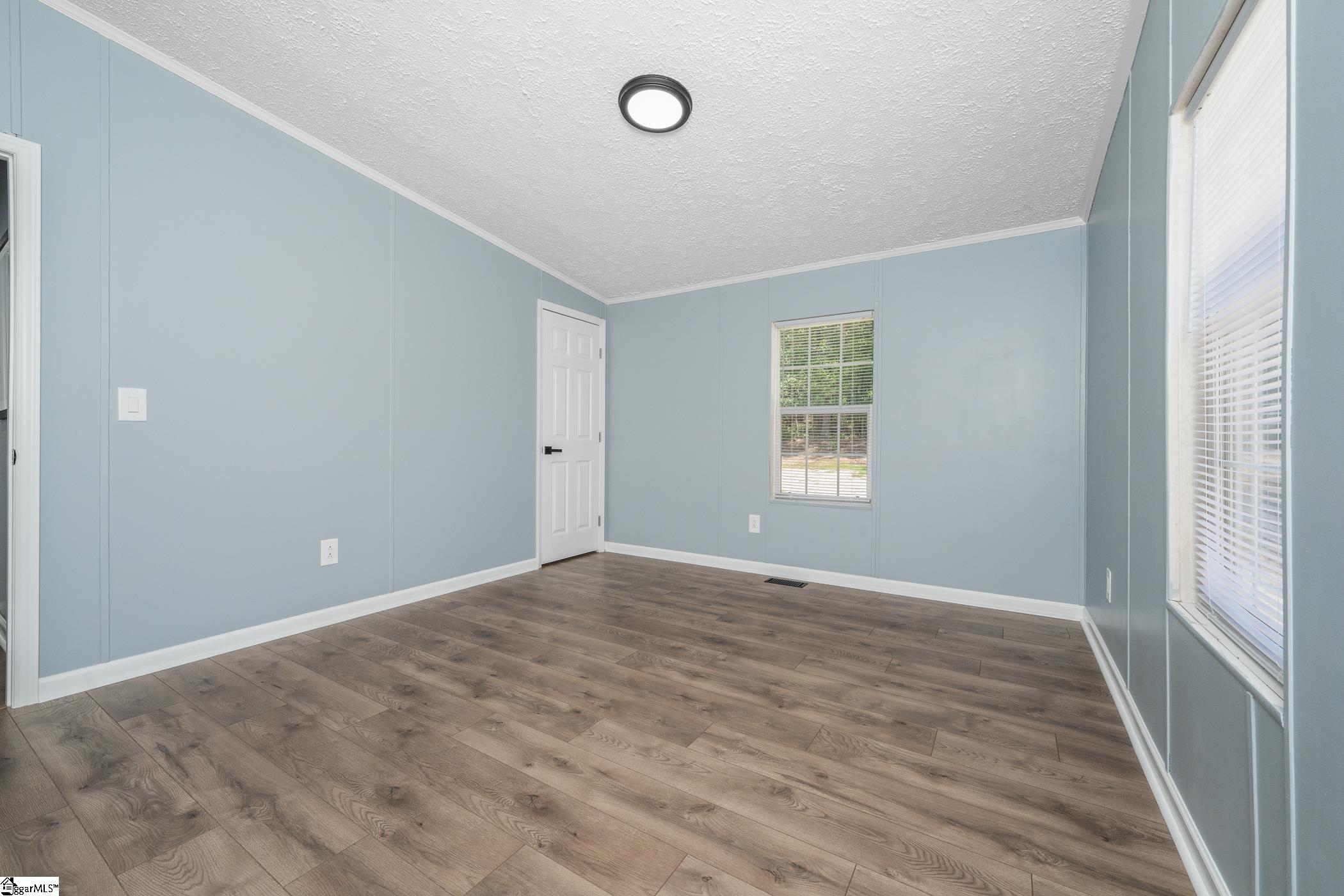 216 Creekstone Drive