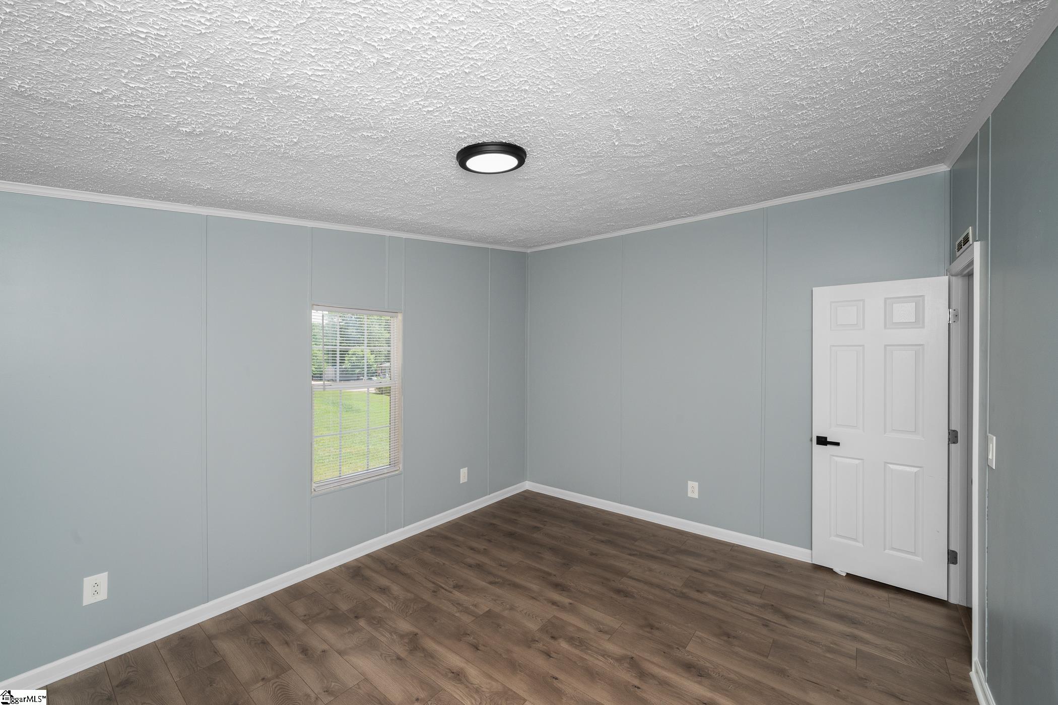 216 Creekstone Drive