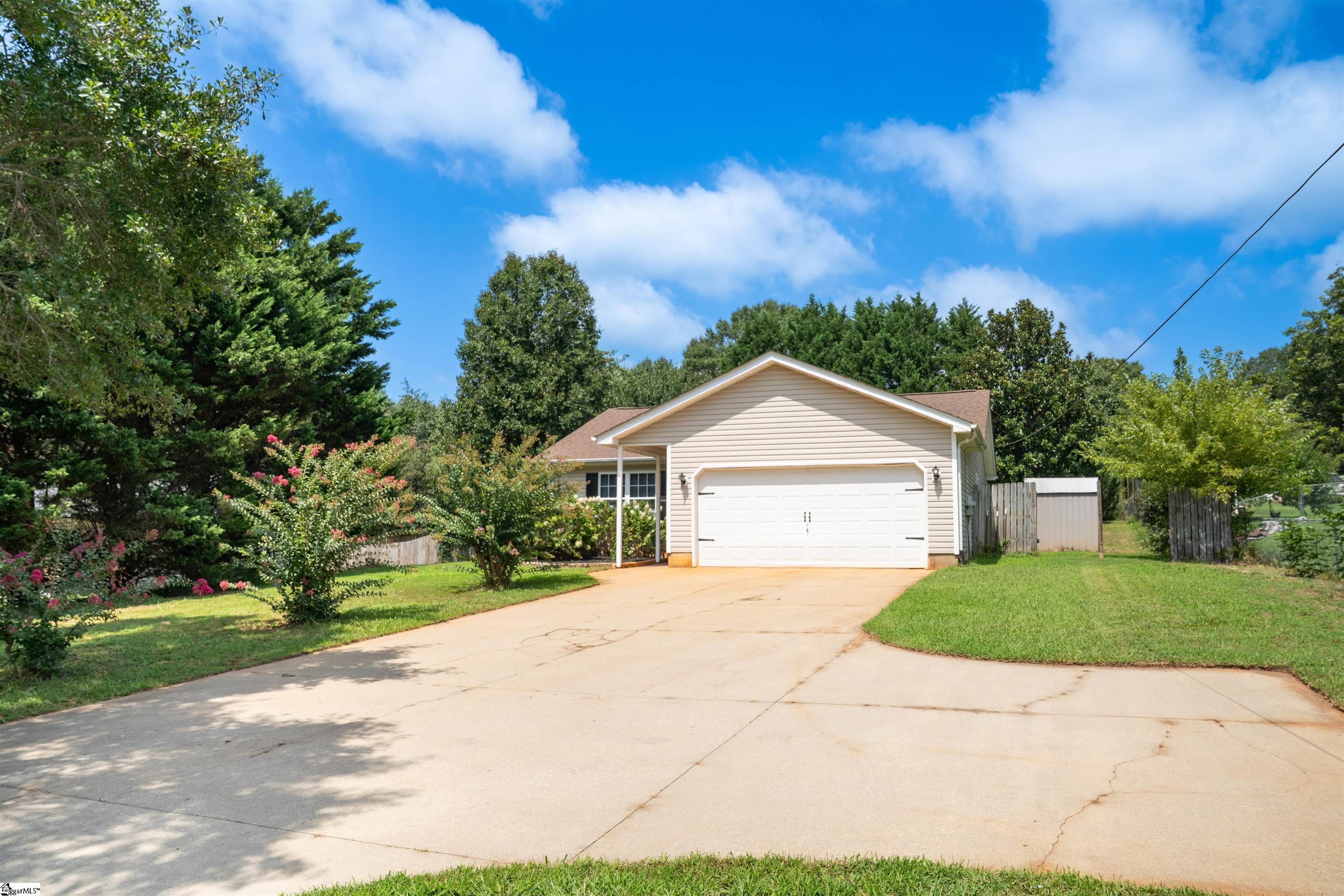 15 Becky Gibson Road, Greer